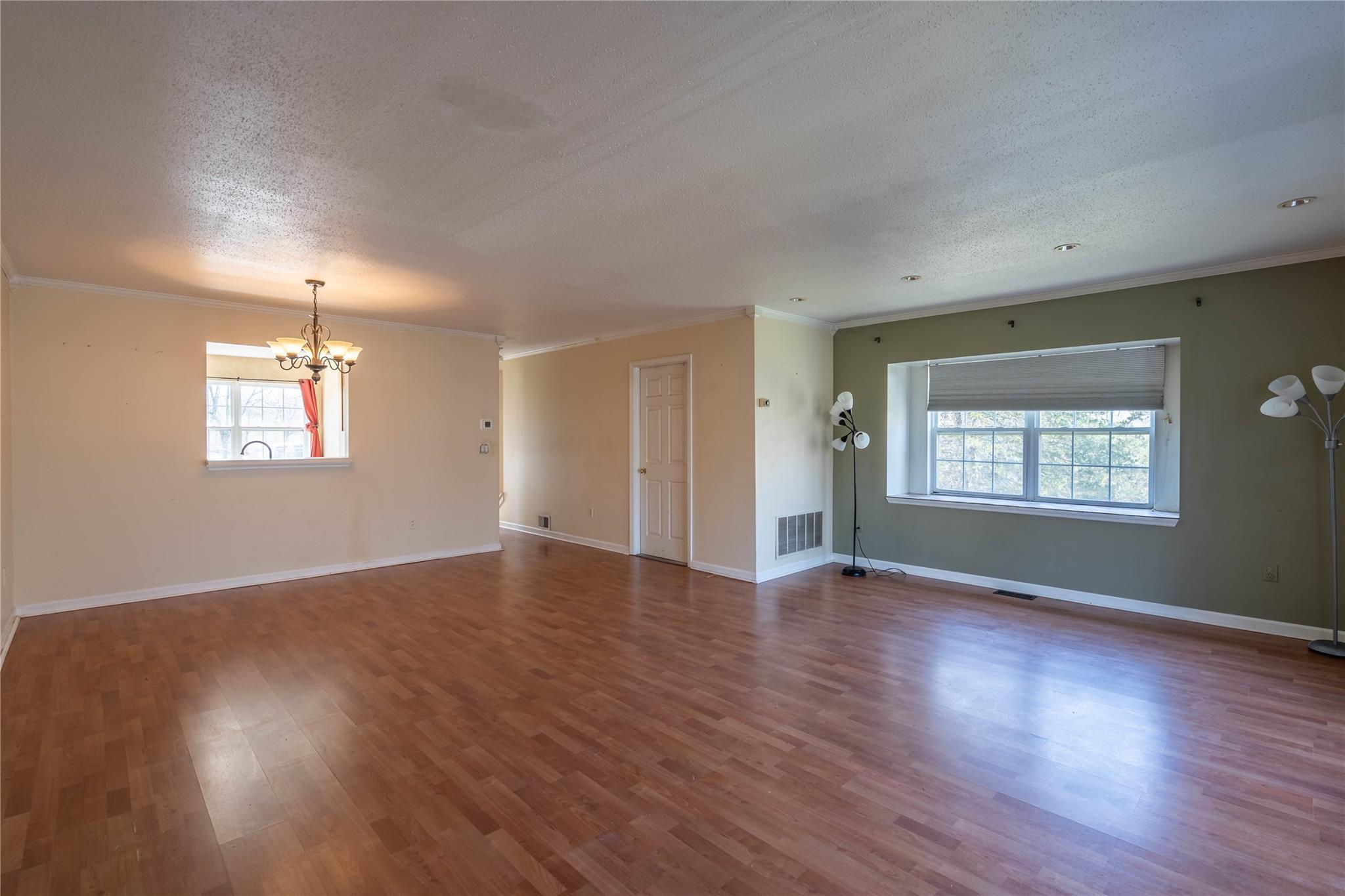 Single Family Timberline  Dutchess County, NY 12564, MLS-851183-10