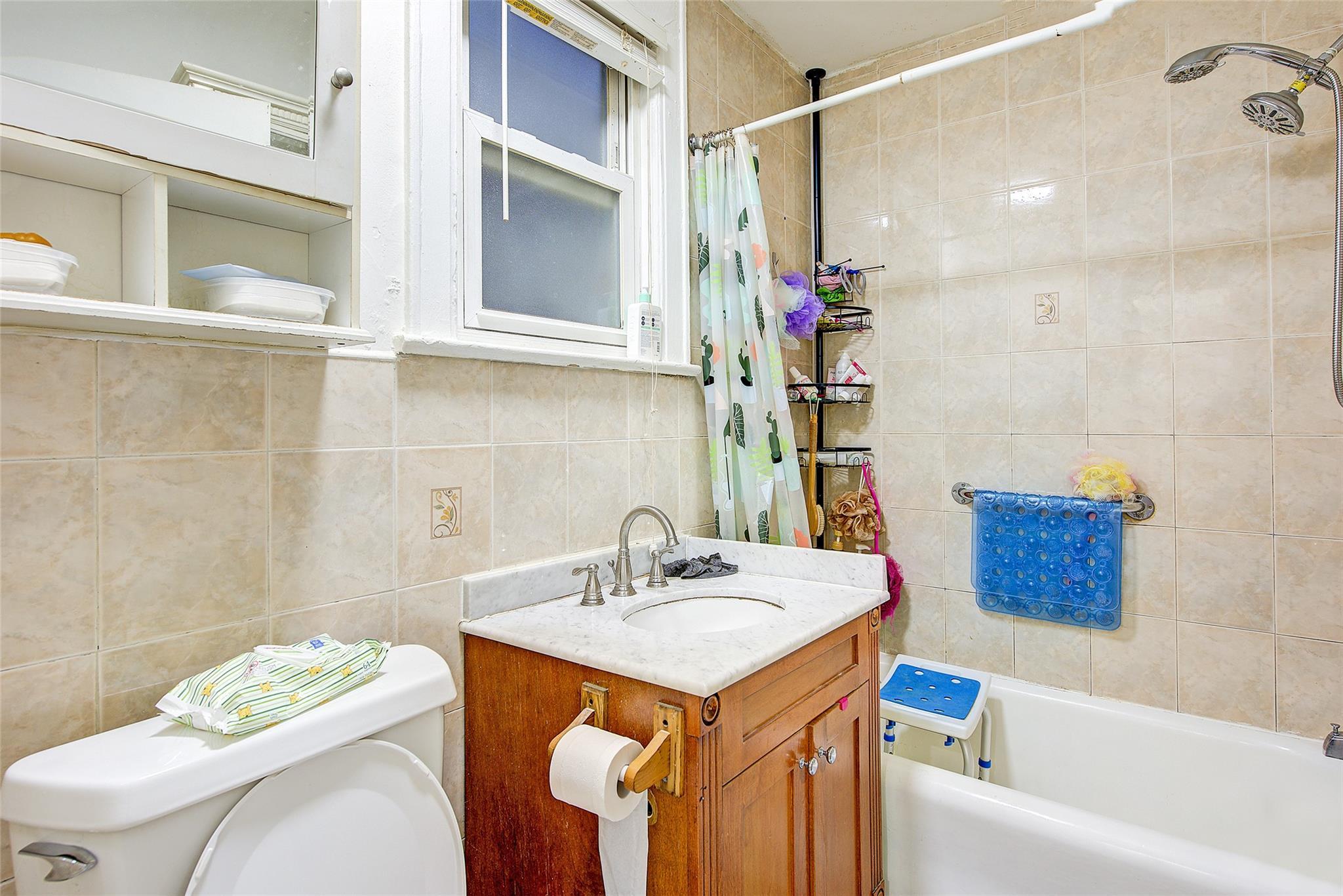 Single Family 6th  Queens, NY 11356, MLS-851186-29