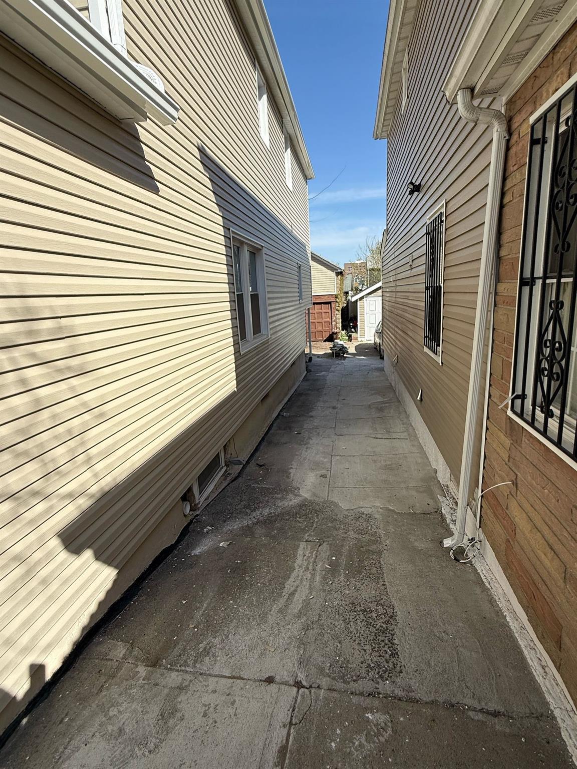 Single Family Linden  Queens, NY 11420, MLS-851215-24