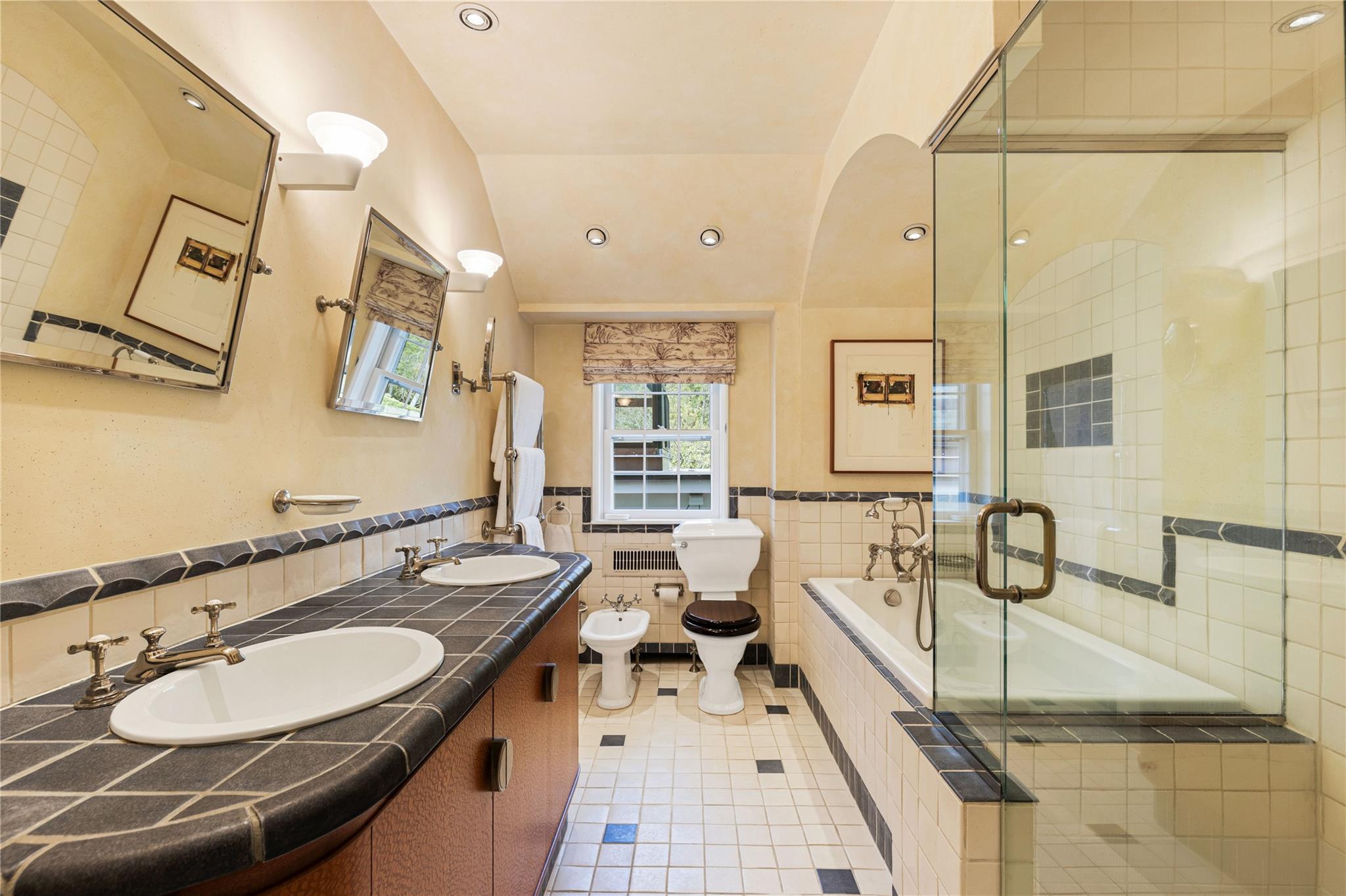 Single Family Seneca  Westchester County, NY 10528, MLS-851220-15