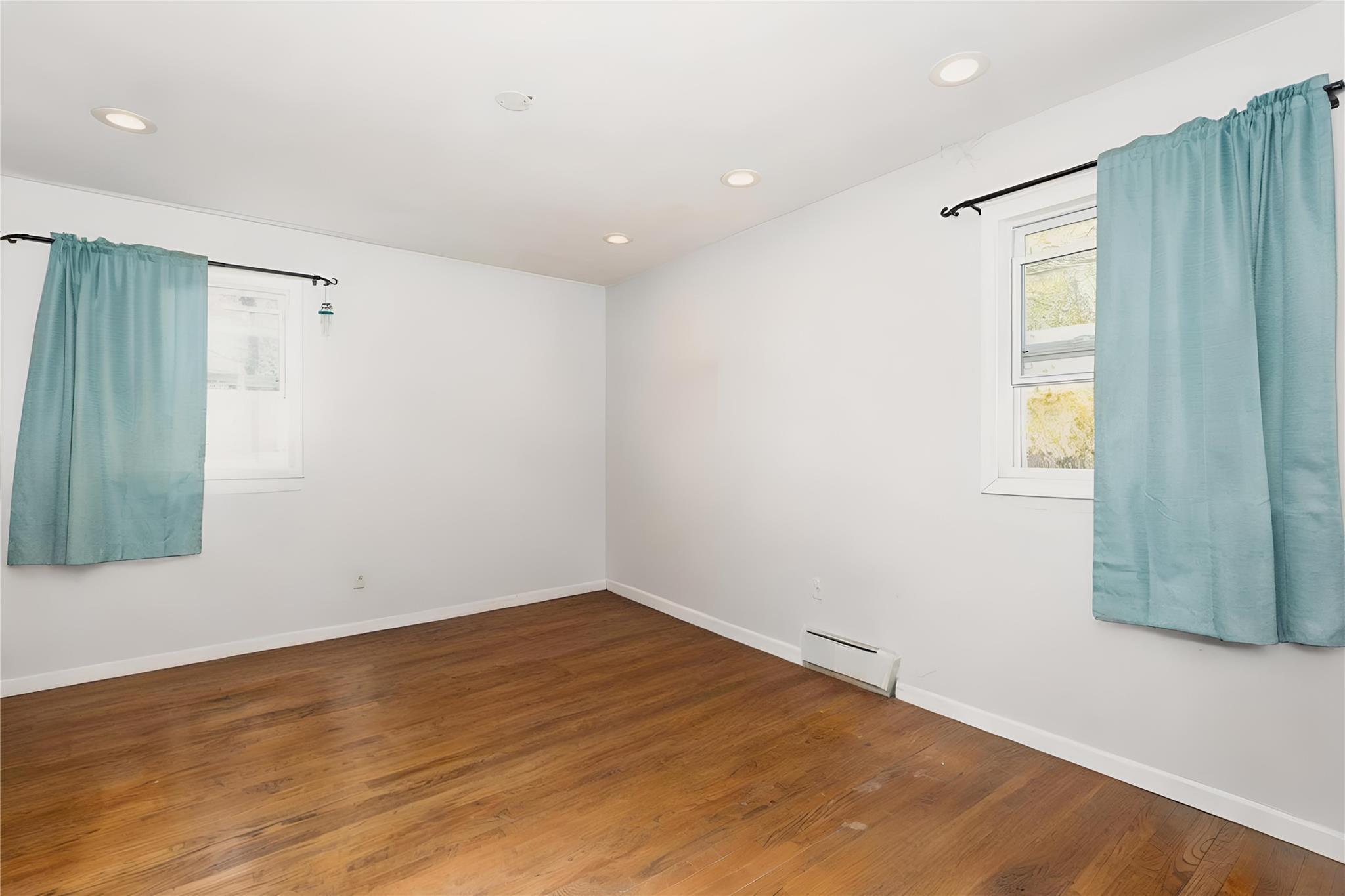 Single Family Tipton  Suffolk County, NY 11967, MLS-851221-14