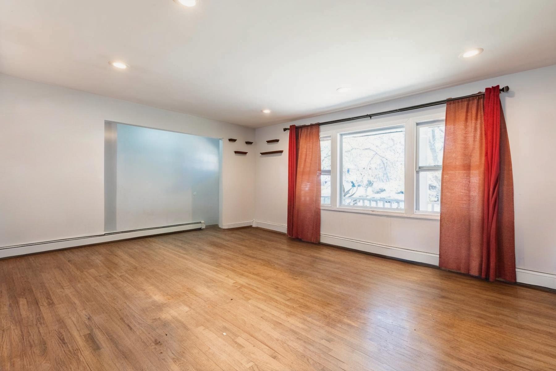 Single Family Tipton  Suffolk County, NY 11967, MLS-851221-2