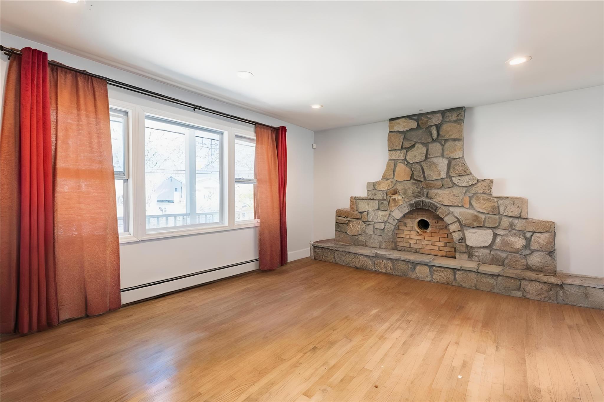 Single Family Tipton  Suffolk County, NY 11967, MLS-851221-4