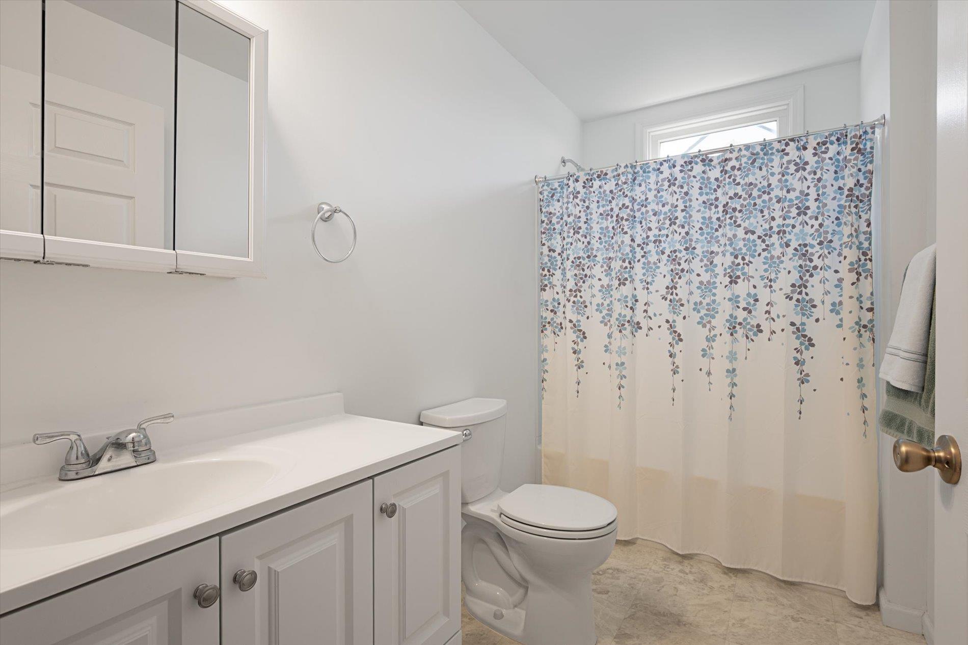 Single Family West  Nassau County, NY 11559, MLS-851227-10