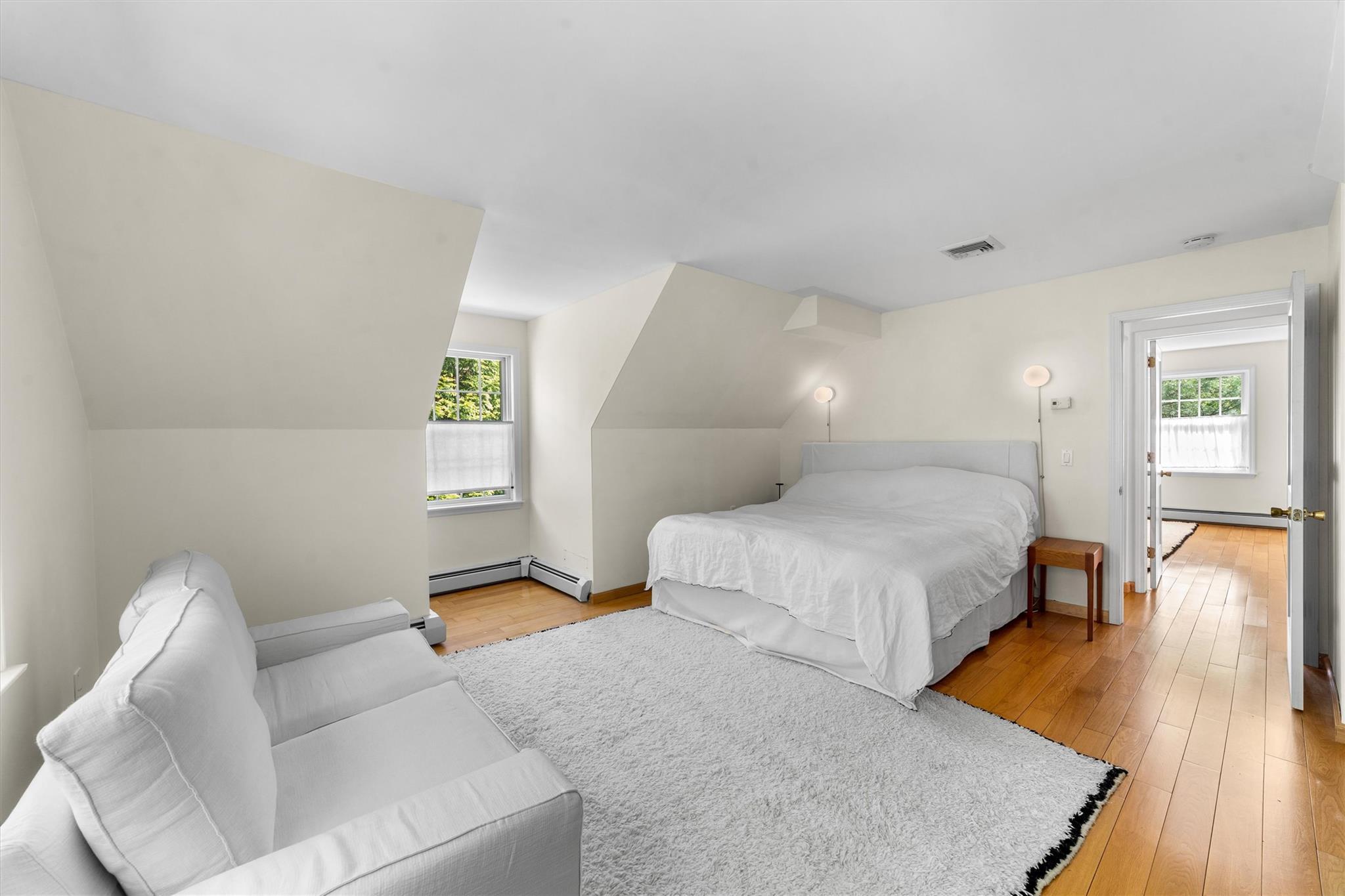 Single Family Grand  Westchester County, NY 10520, MLS-851234-15