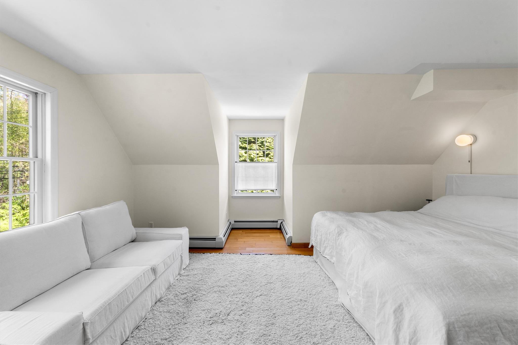 Single Family Grand  Westchester County, NY 10520, MLS-851234-16