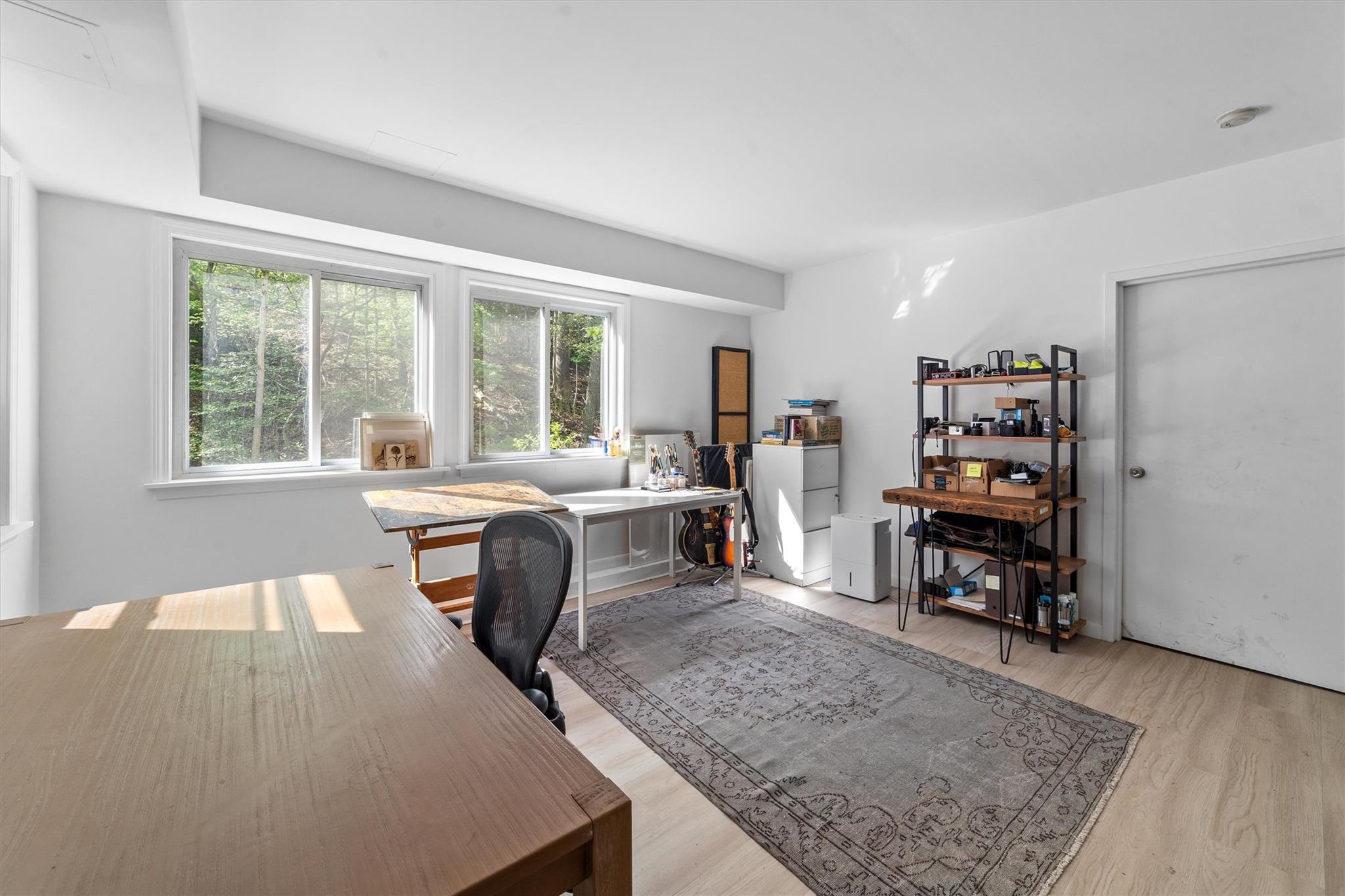 Single Family Grand  Westchester County, NY 10520, MLS-851234-21