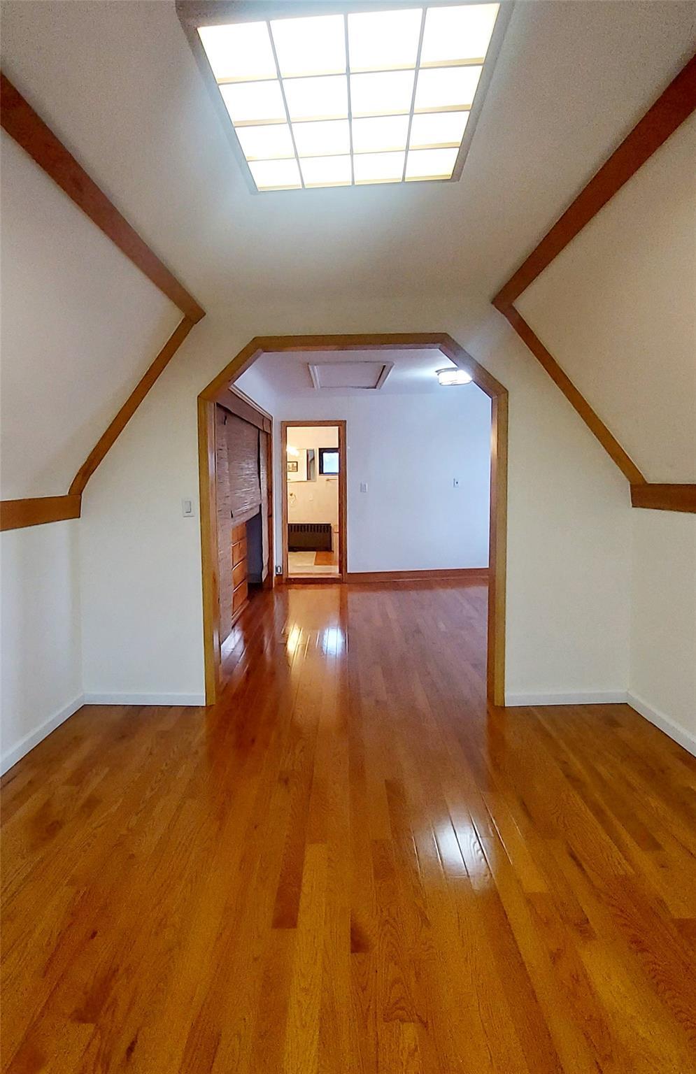 Single Family 84  Queens, NY 11379, MLS-851247-27
