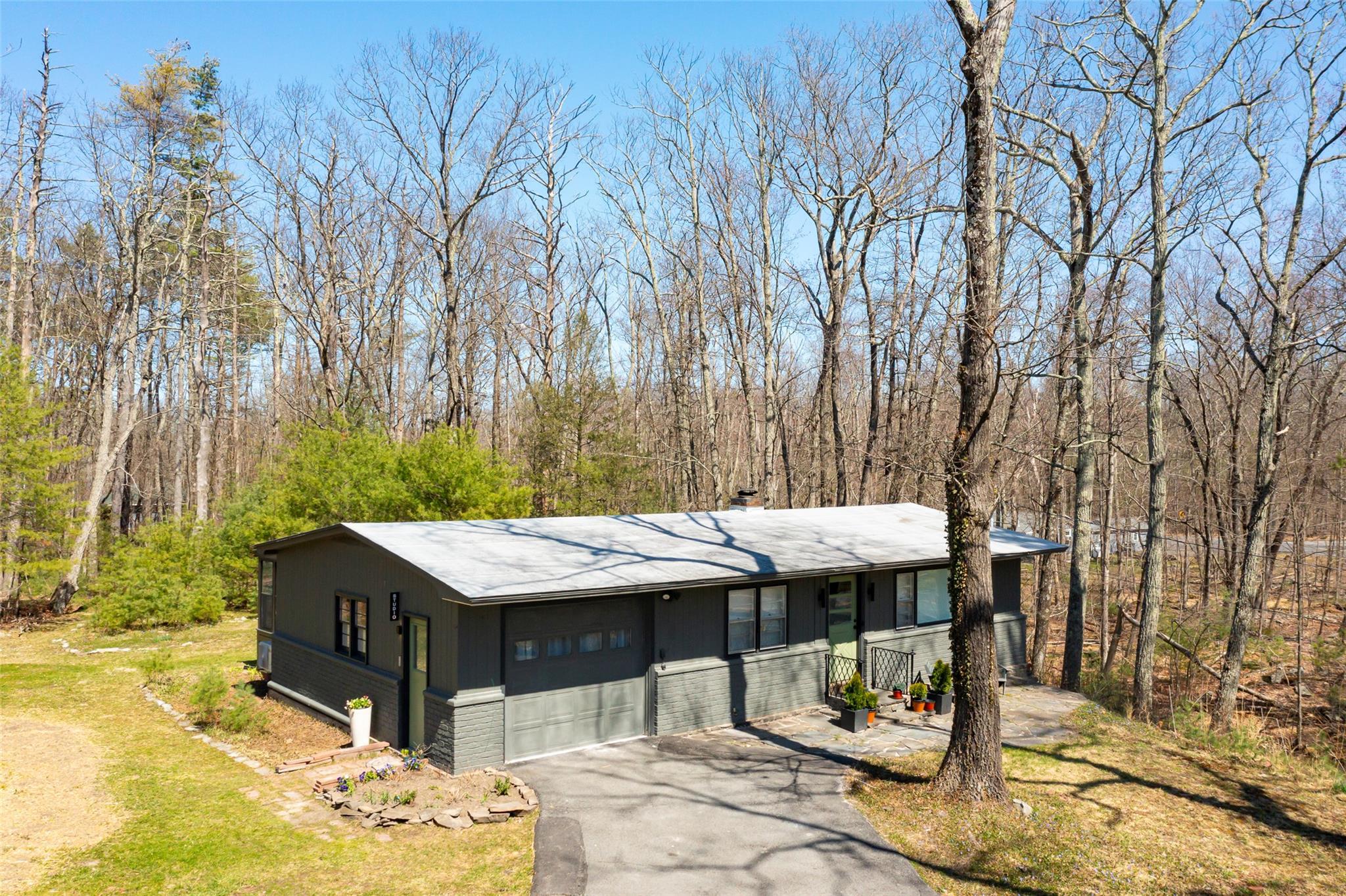 Single Family Zena  Ulster County, NY 12401, MLS-851263-6
