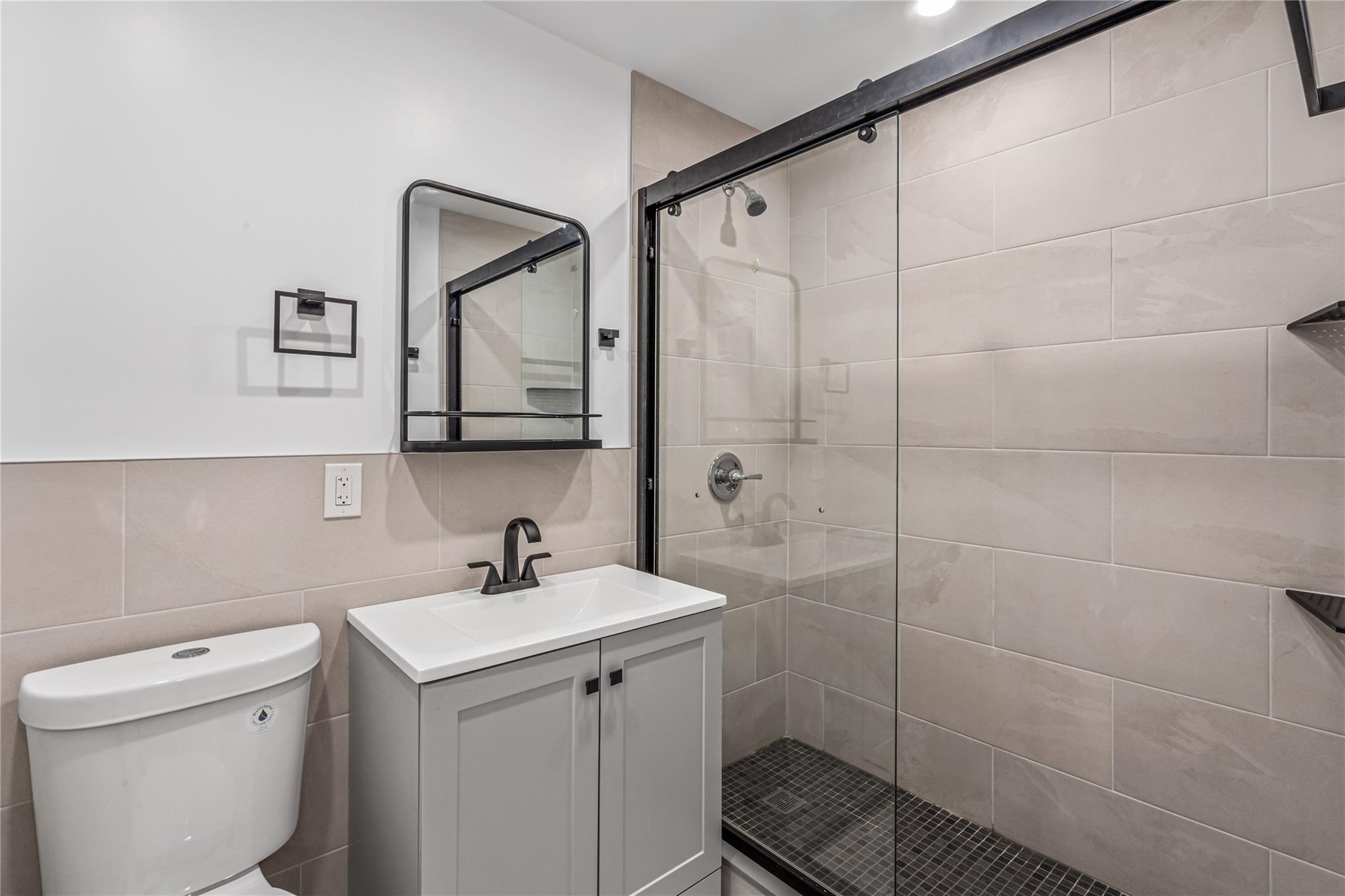 Apartment 43  Queens, NY 11103, MLS-851274-6