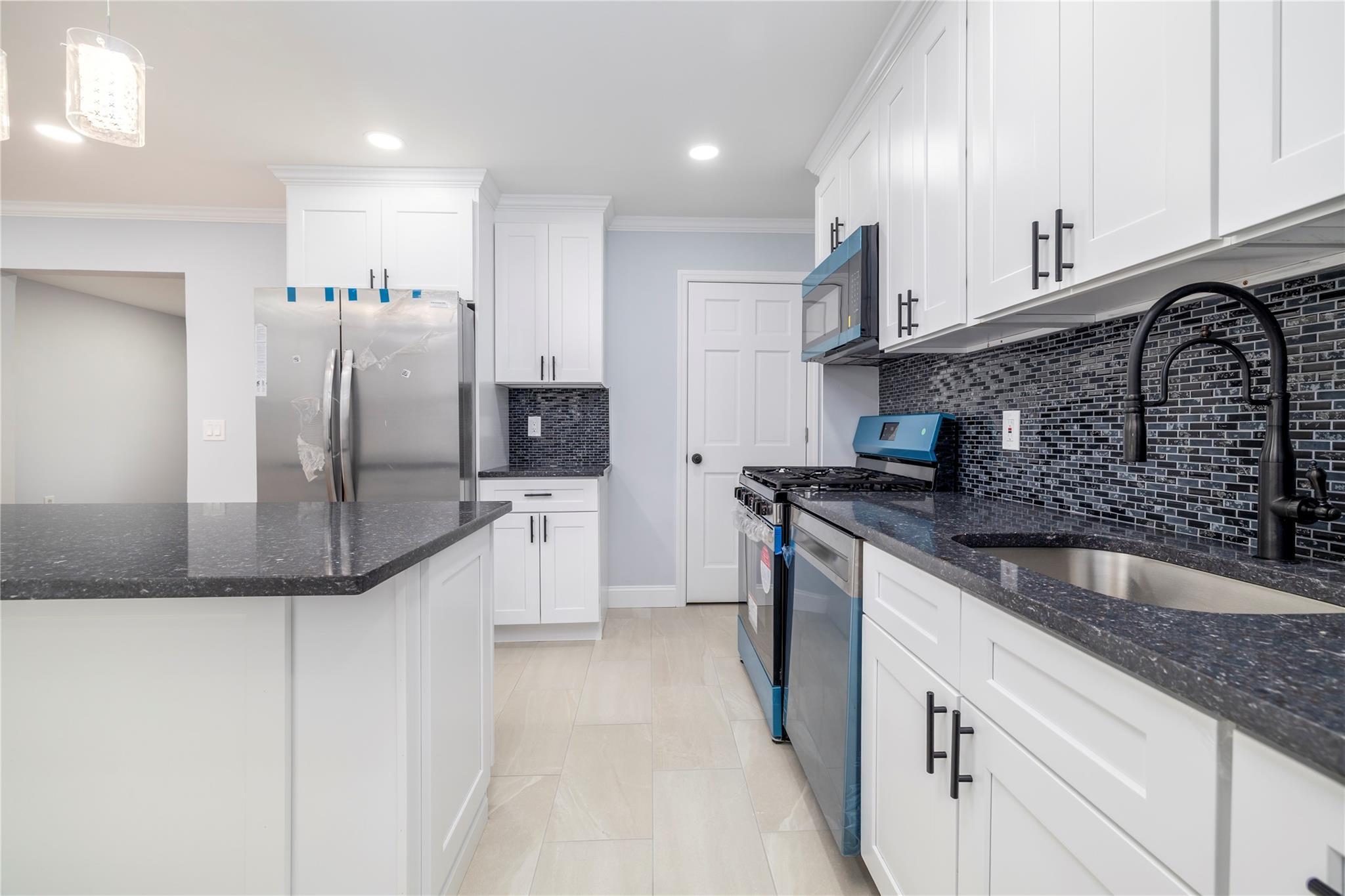 Single Family Nassau  Nassau County, NY 11003, MLS-851276-12