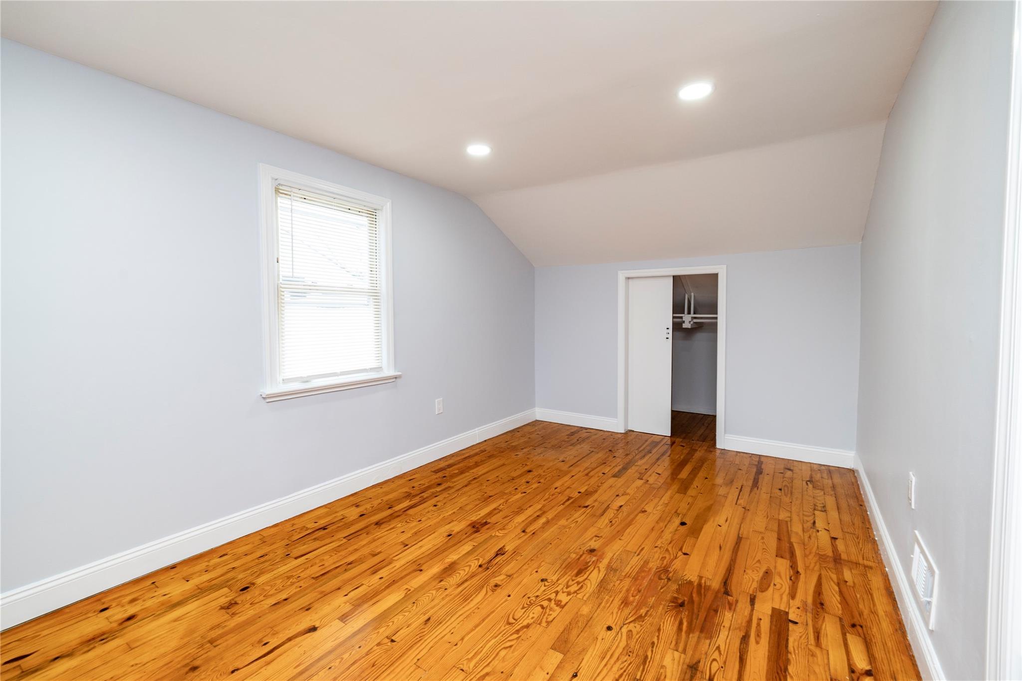 Single Family Nassau  Nassau County, NY 11003, MLS-851276-21