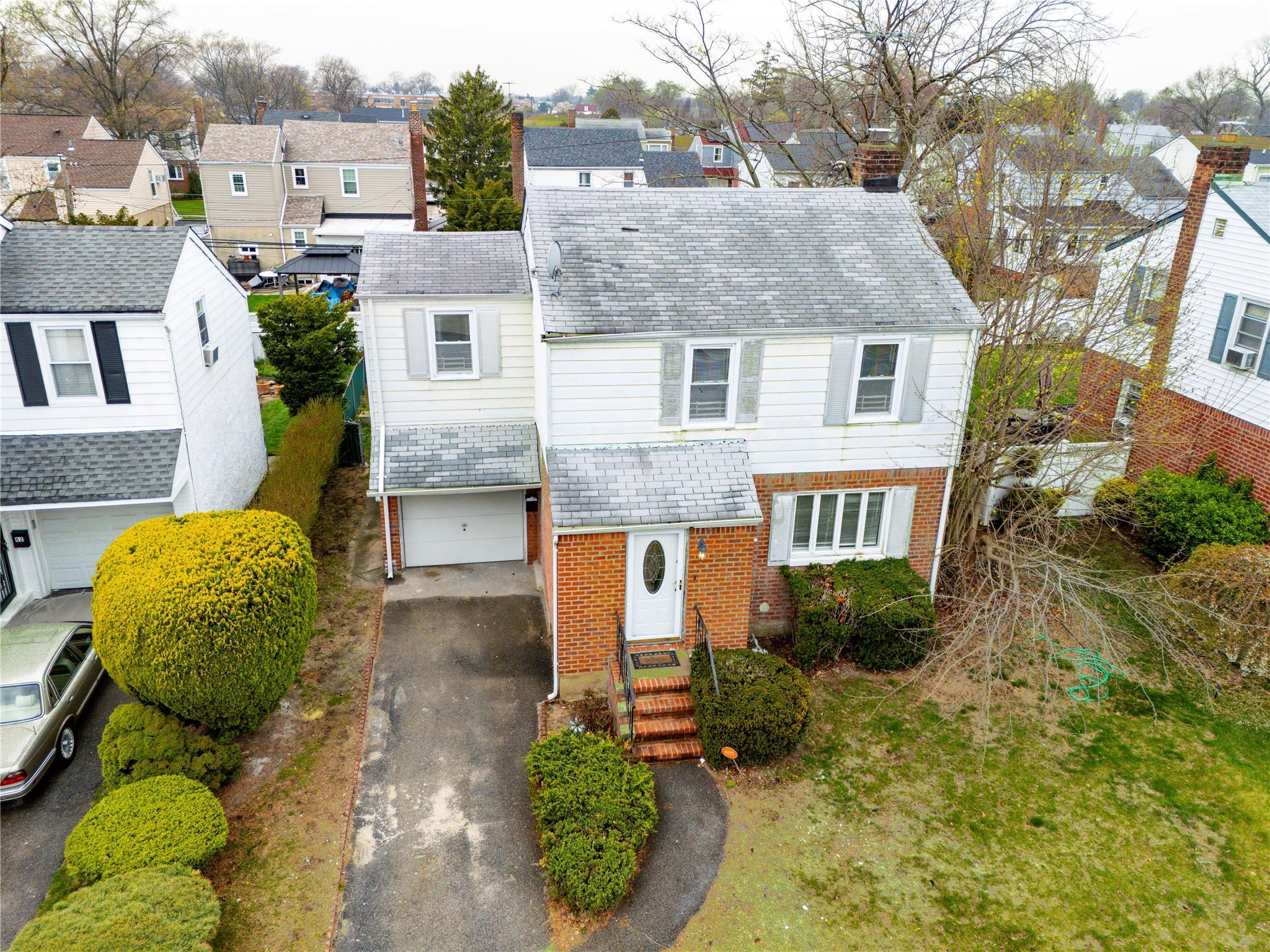 Single Family Nassau  Nassau County, NY 11003, MLS-851276-25