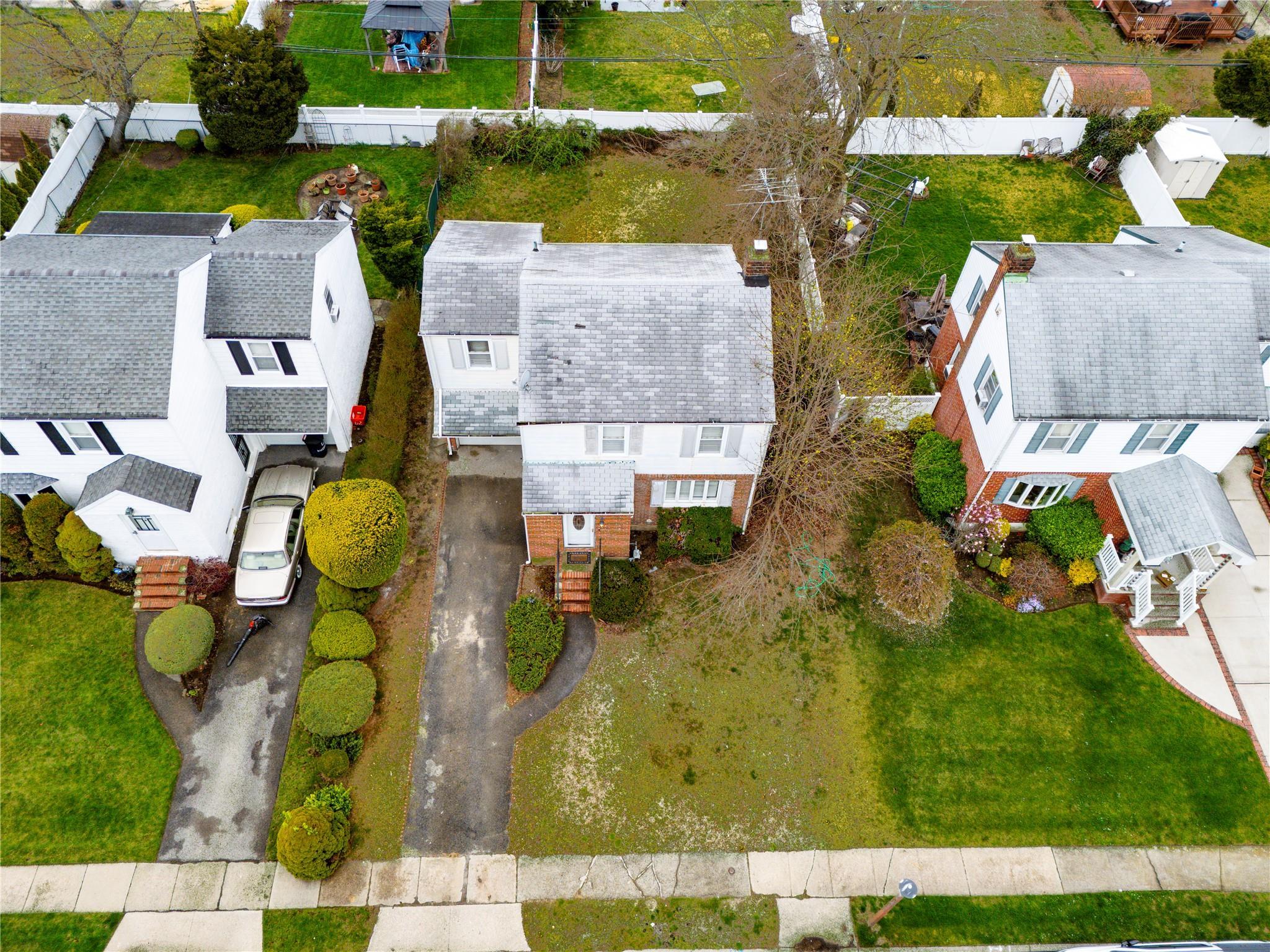 Single Family Nassau  Nassau County, NY 11003, MLS-851276-26