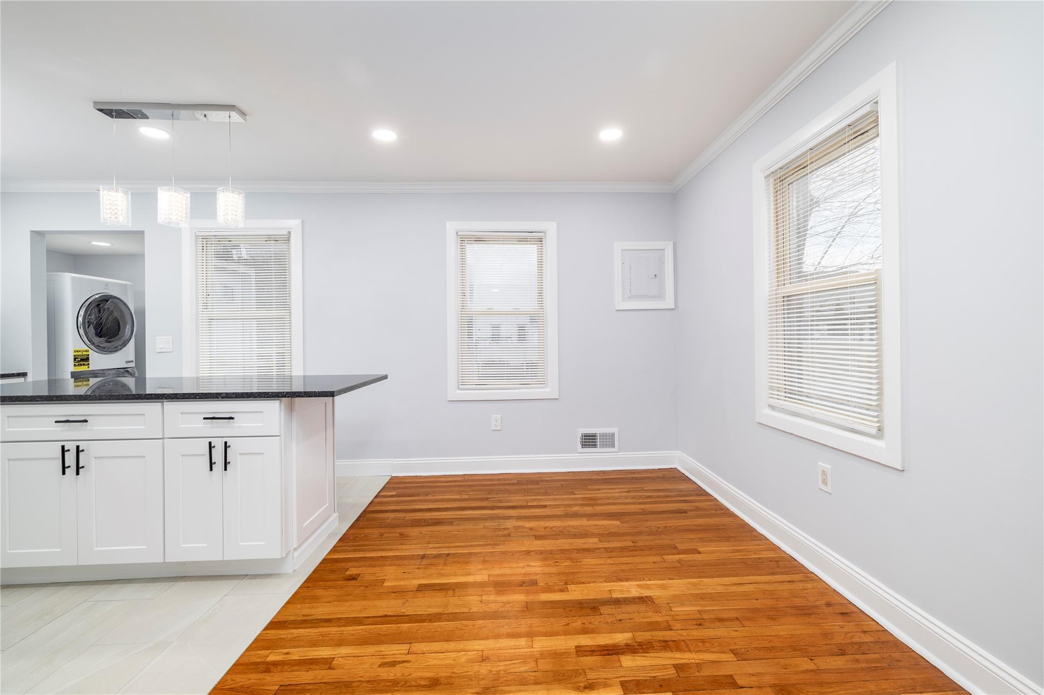 Single Family Nassau  Nassau County, NY 11003, MLS-851276-9