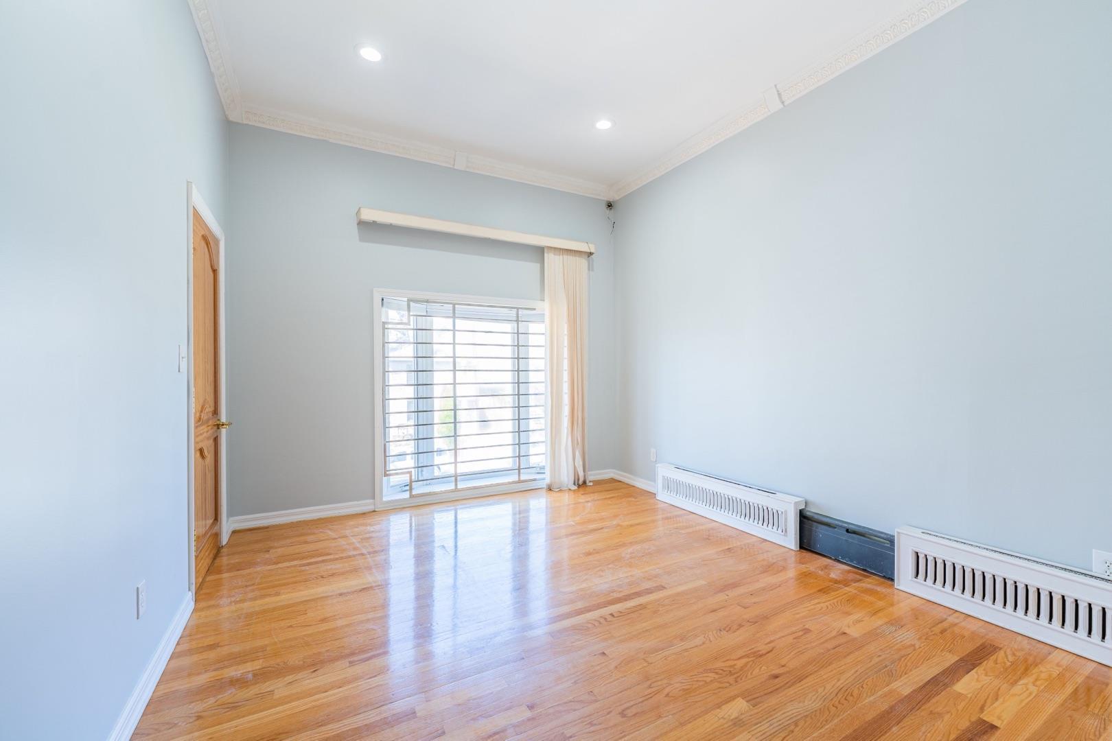 Single Family 157  Queens, NY 11355, MLS-851282-7