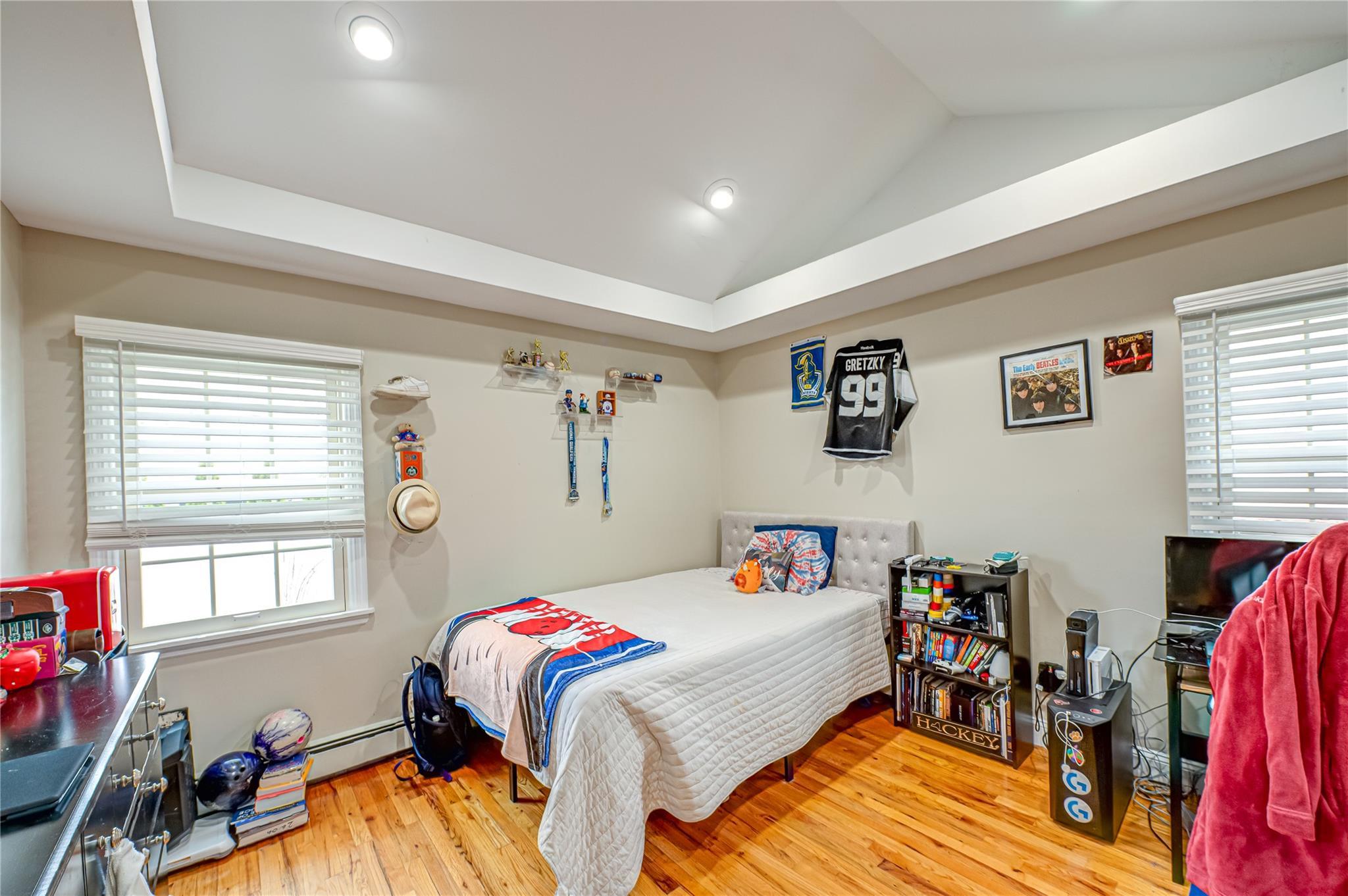 Single Family Philadelphia  Nassau County, NY 11762, MLS-851283-13