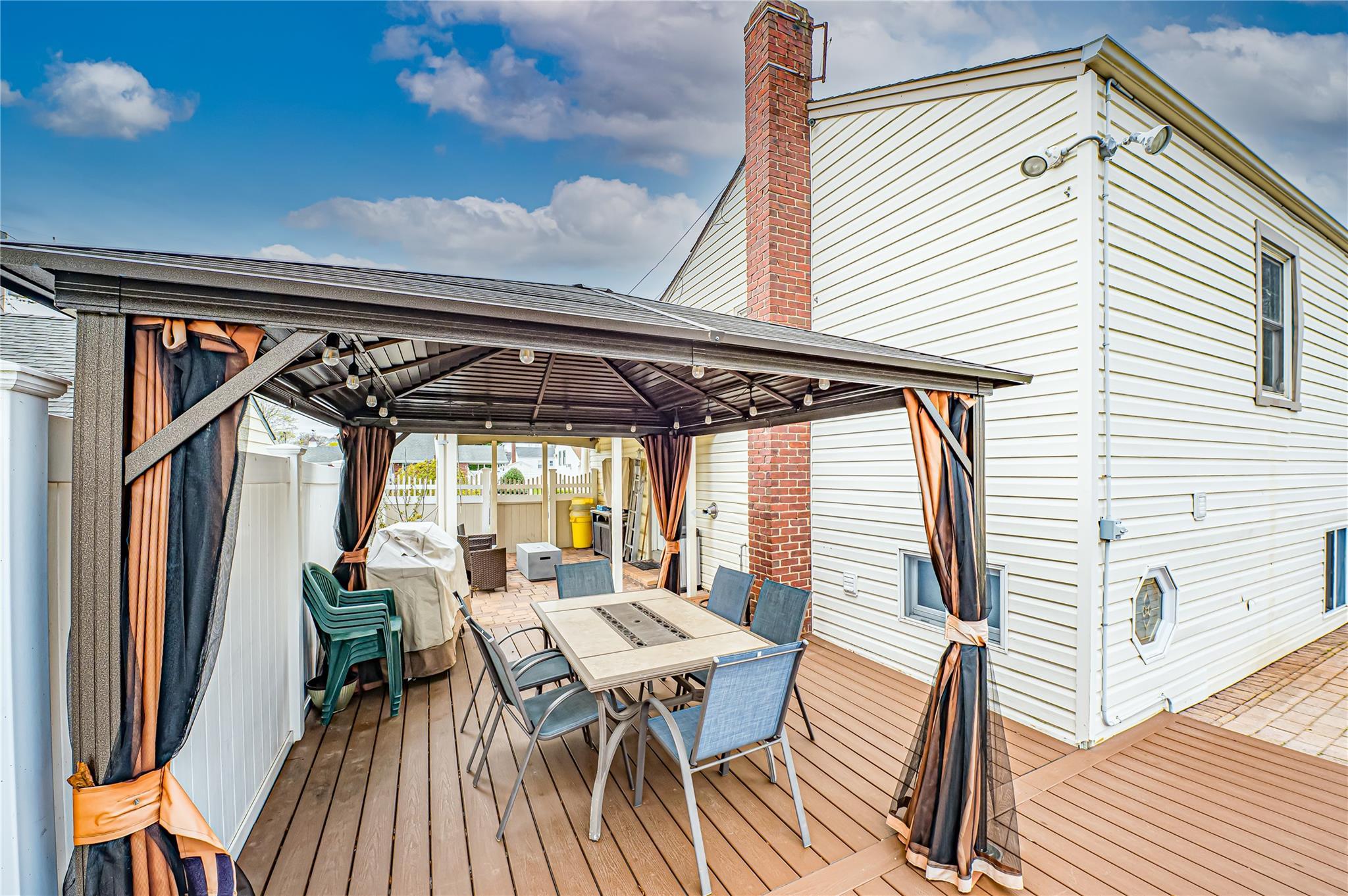 Single Family Philadelphia  Nassau County, NY 11762, MLS-851283-19