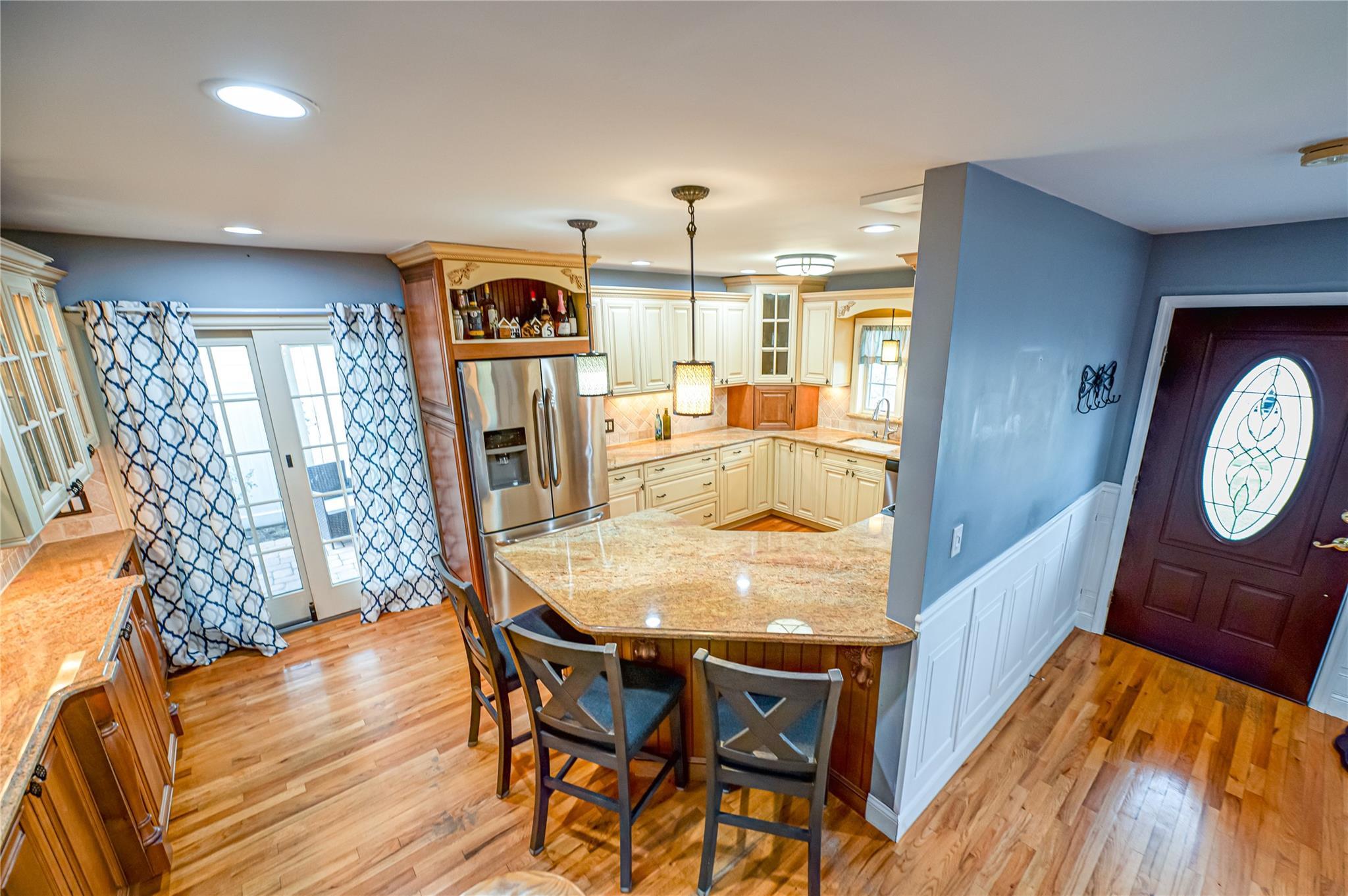 Single Family Philadelphia  Nassau County, NY 11762, MLS-851283-9