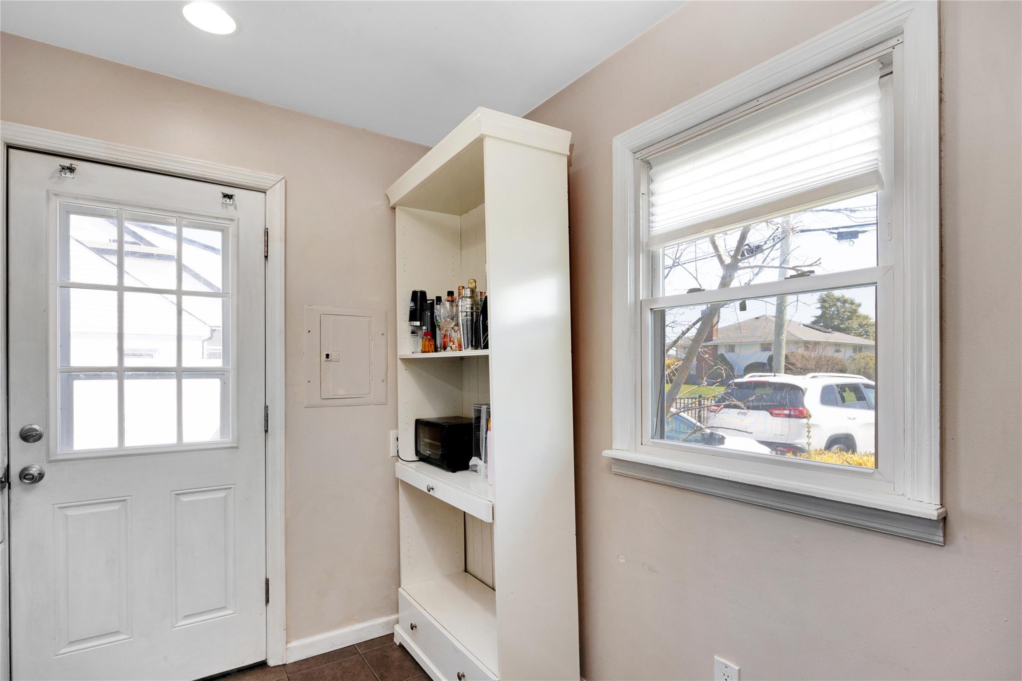 Single Family Kent  Suffolk County, NY 11701, MLS-851284-11
