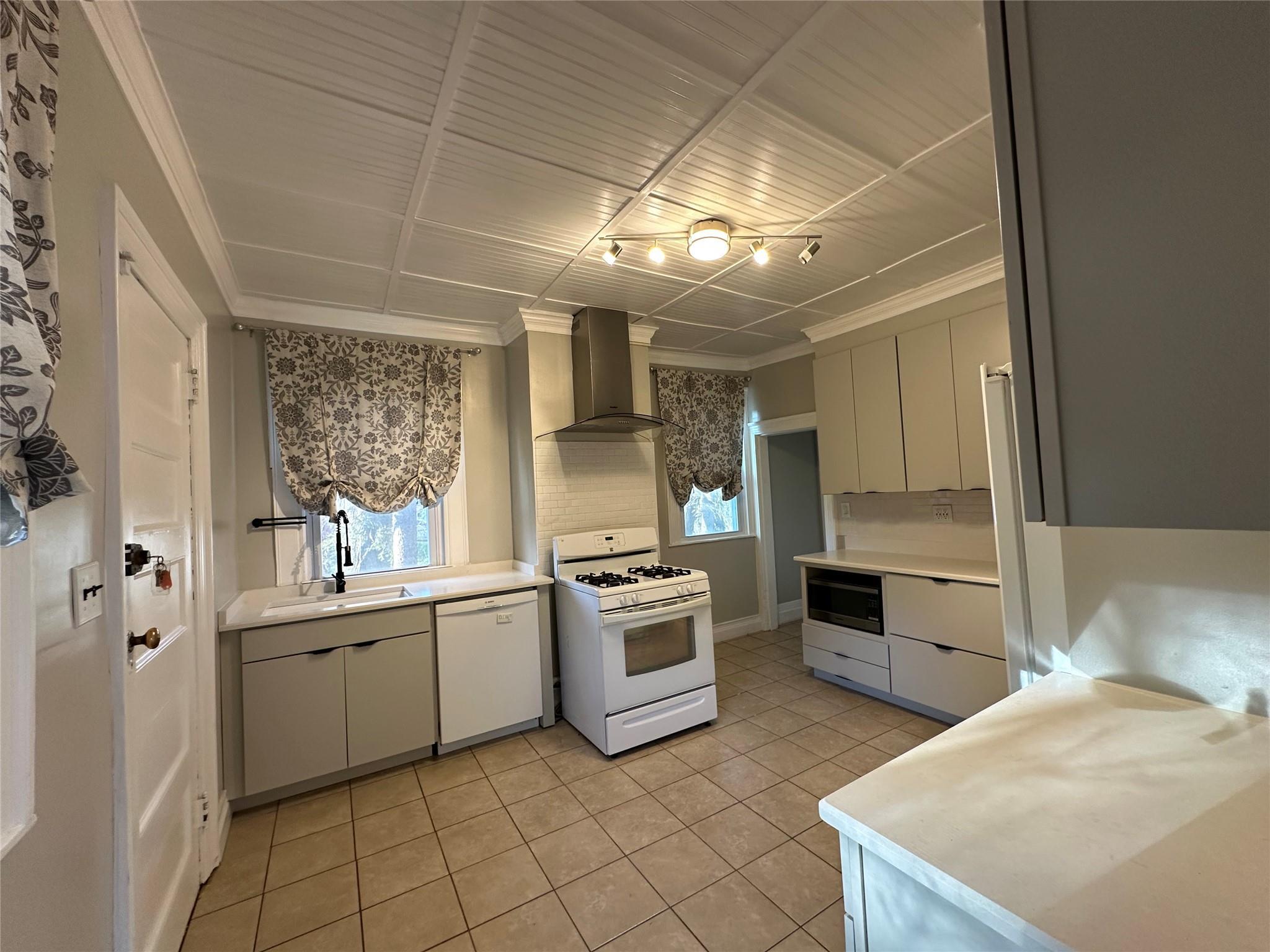 Single Family The Serpentine  Westchester County, NY 10801, MLS-851286-8