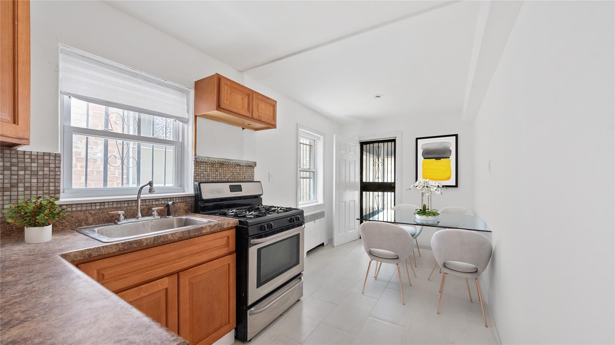 Single Family Edenwald  Bronx, NY 10466, MLS-851290-10