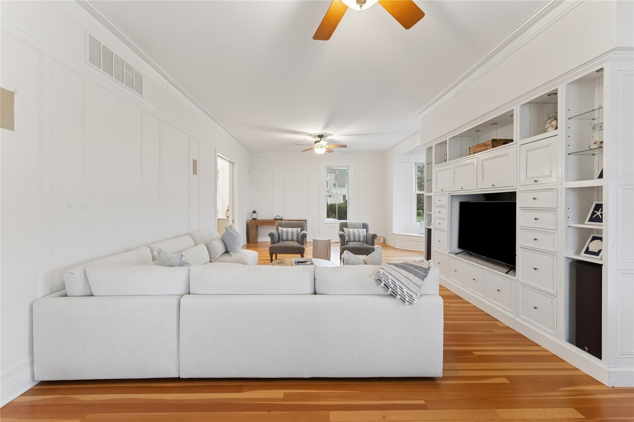 Single Family Senix  Suffolk County, NY 11934, MLS-851323-11