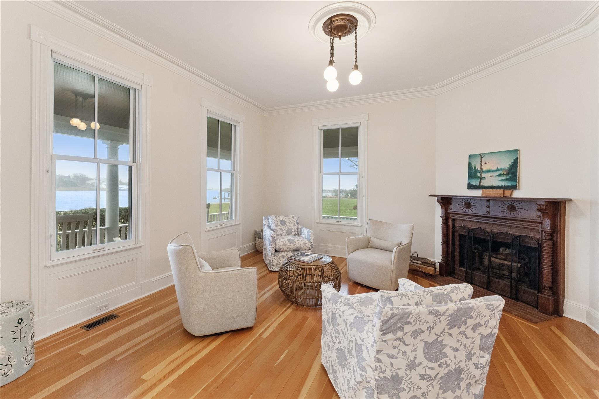 Single Family Senix  Suffolk County, NY 11934, MLS-851323-12
