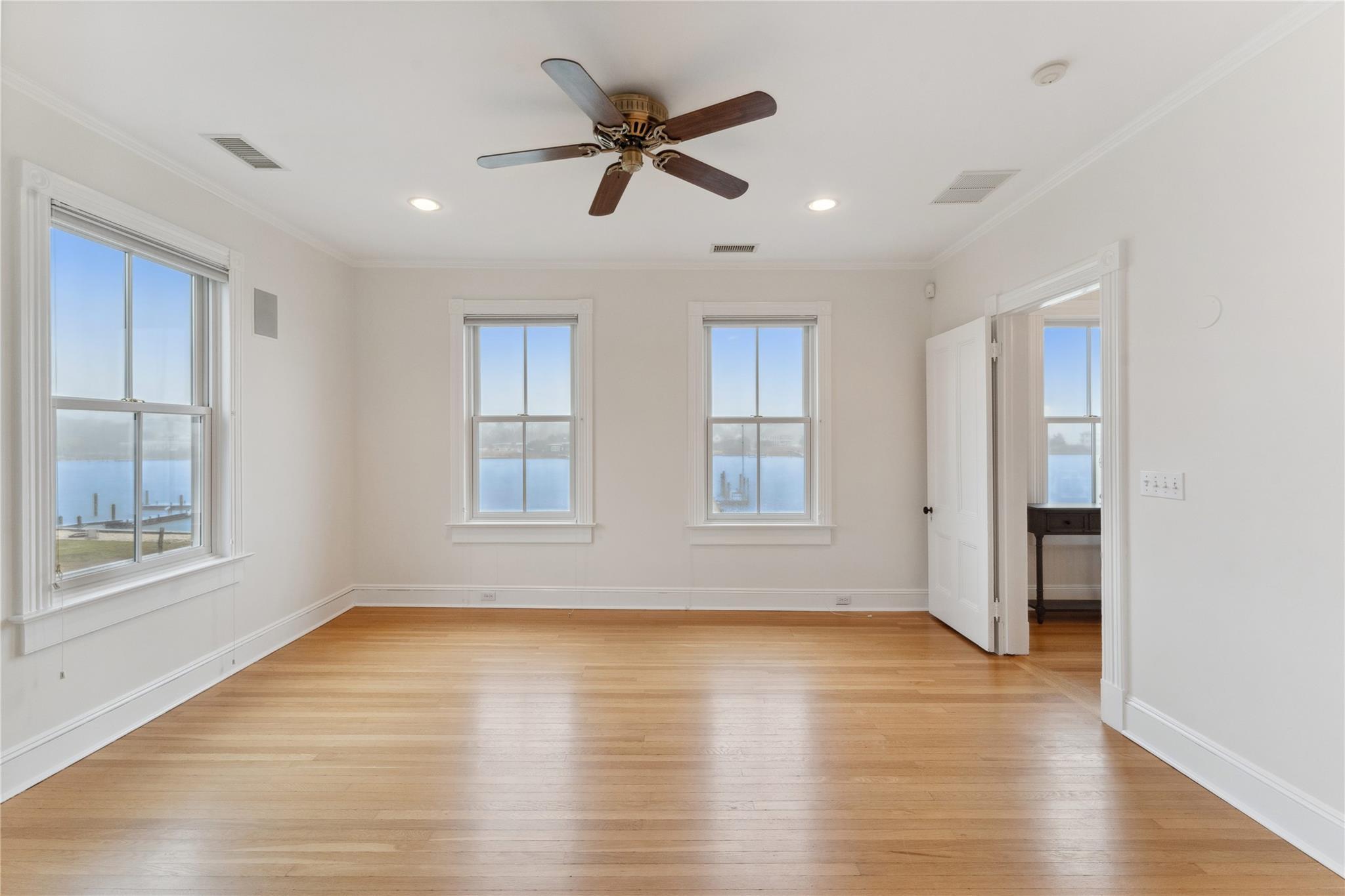 Single Family Senix  Suffolk County, NY 11934, MLS-851323-30