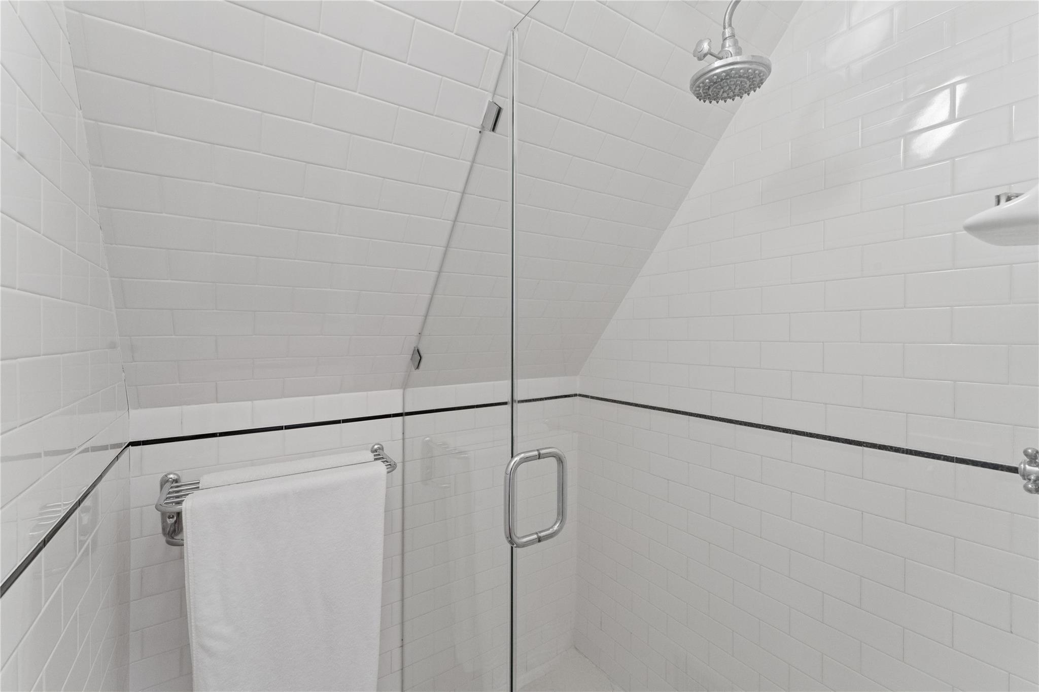 Single Family Senix  Suffolk County, NY 11934, MLS-851323-35