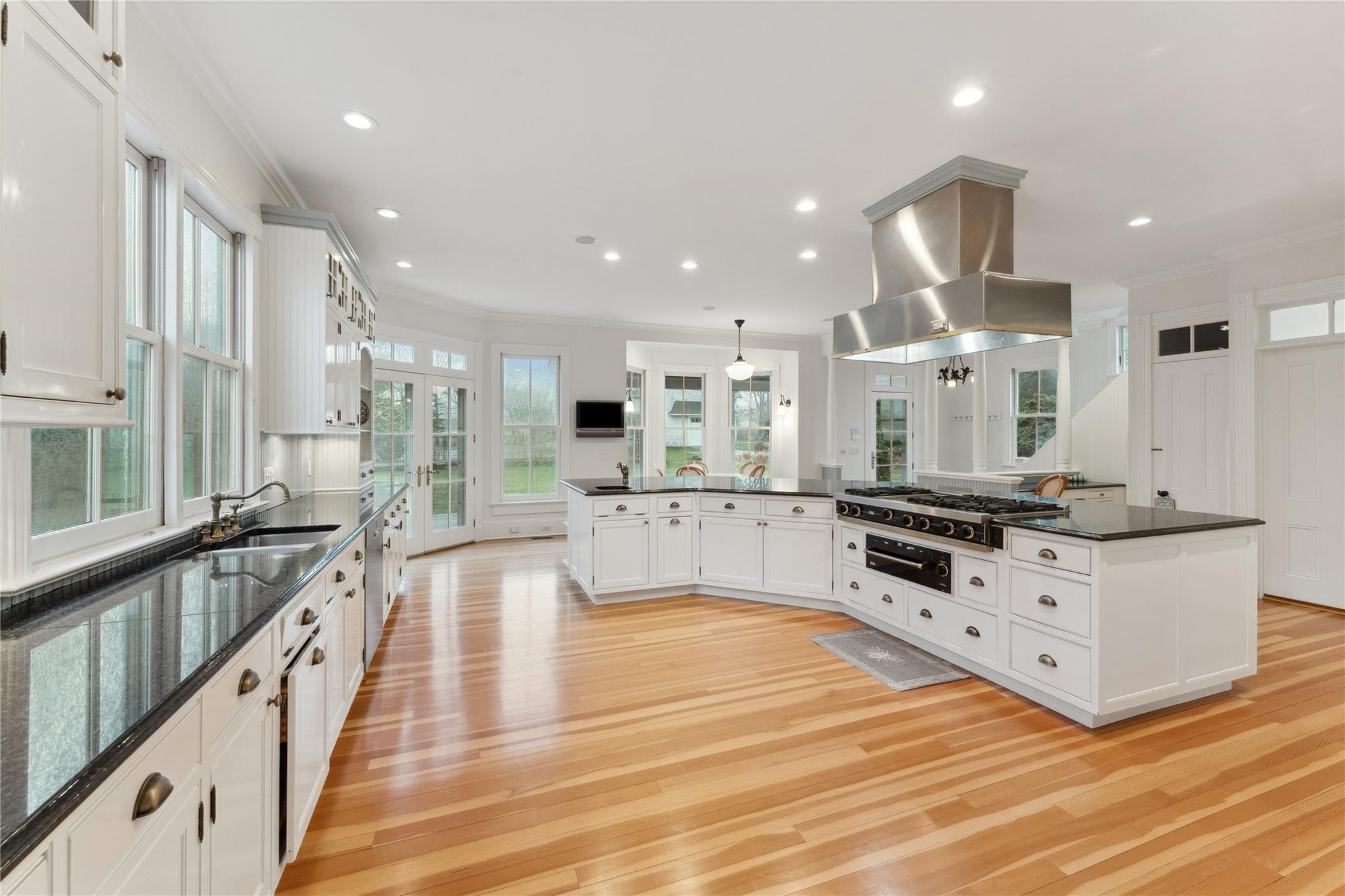 Single Family Senix  Suffolk County, NY 11934, MLS-851323-8