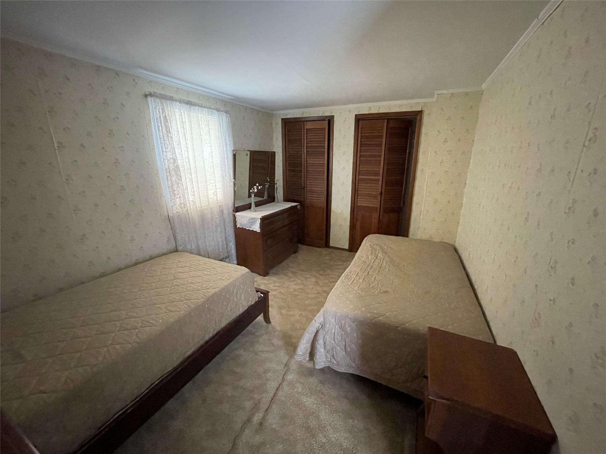 Single Family Dover  Nassau County, NY 11793, MLS-851332-19