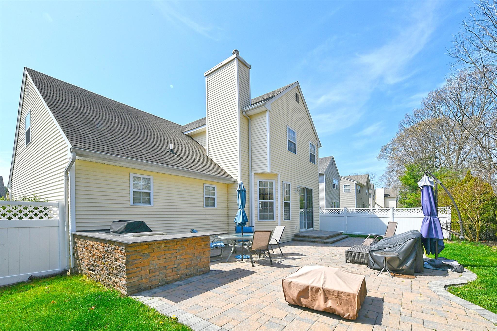 Single Family Pleasant  Suffolk County, NY 11706, MLS-851335-24
