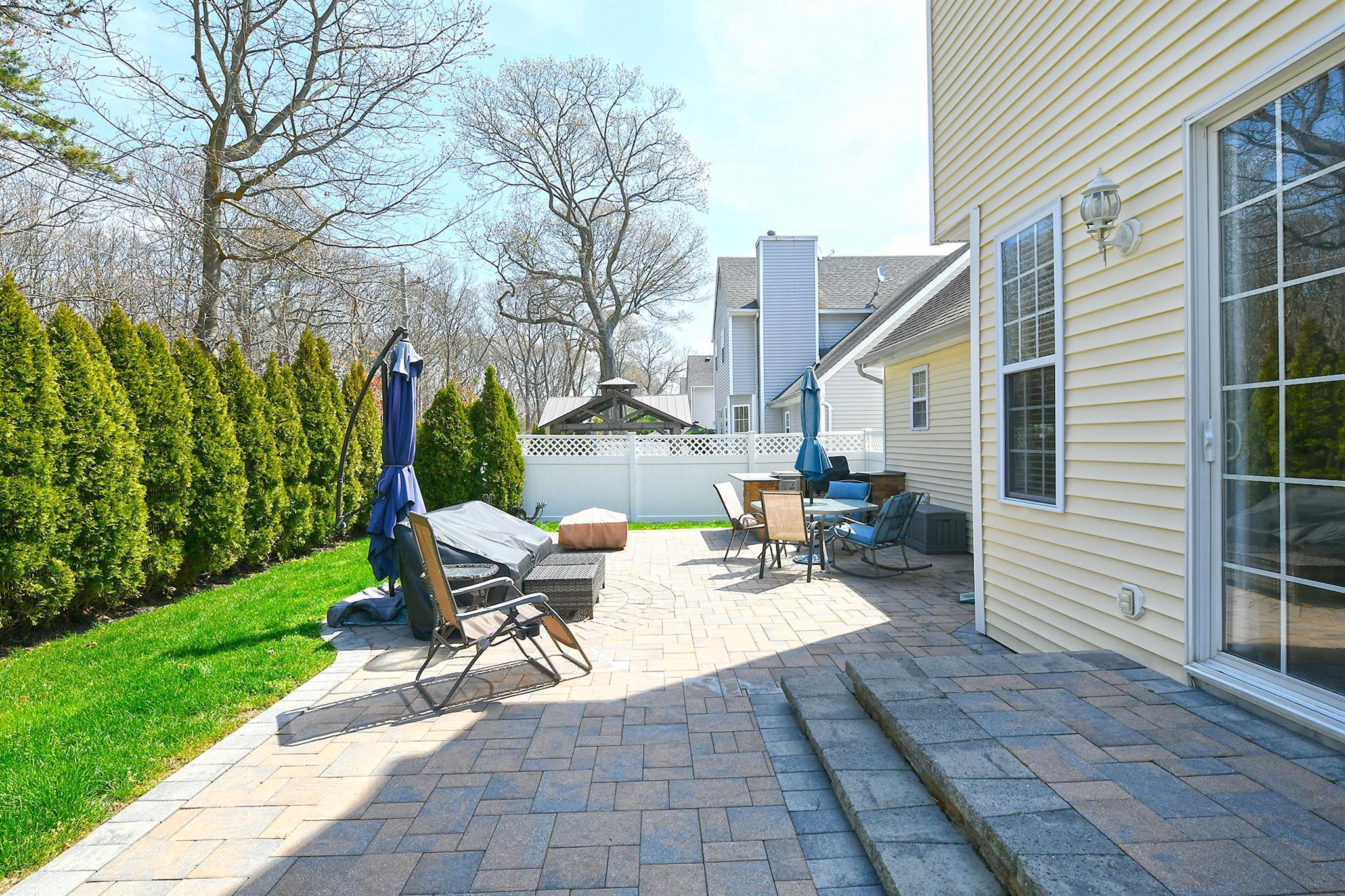 Single Family Pleasant  Suffolk County, NY 11706, MLS-851335-25