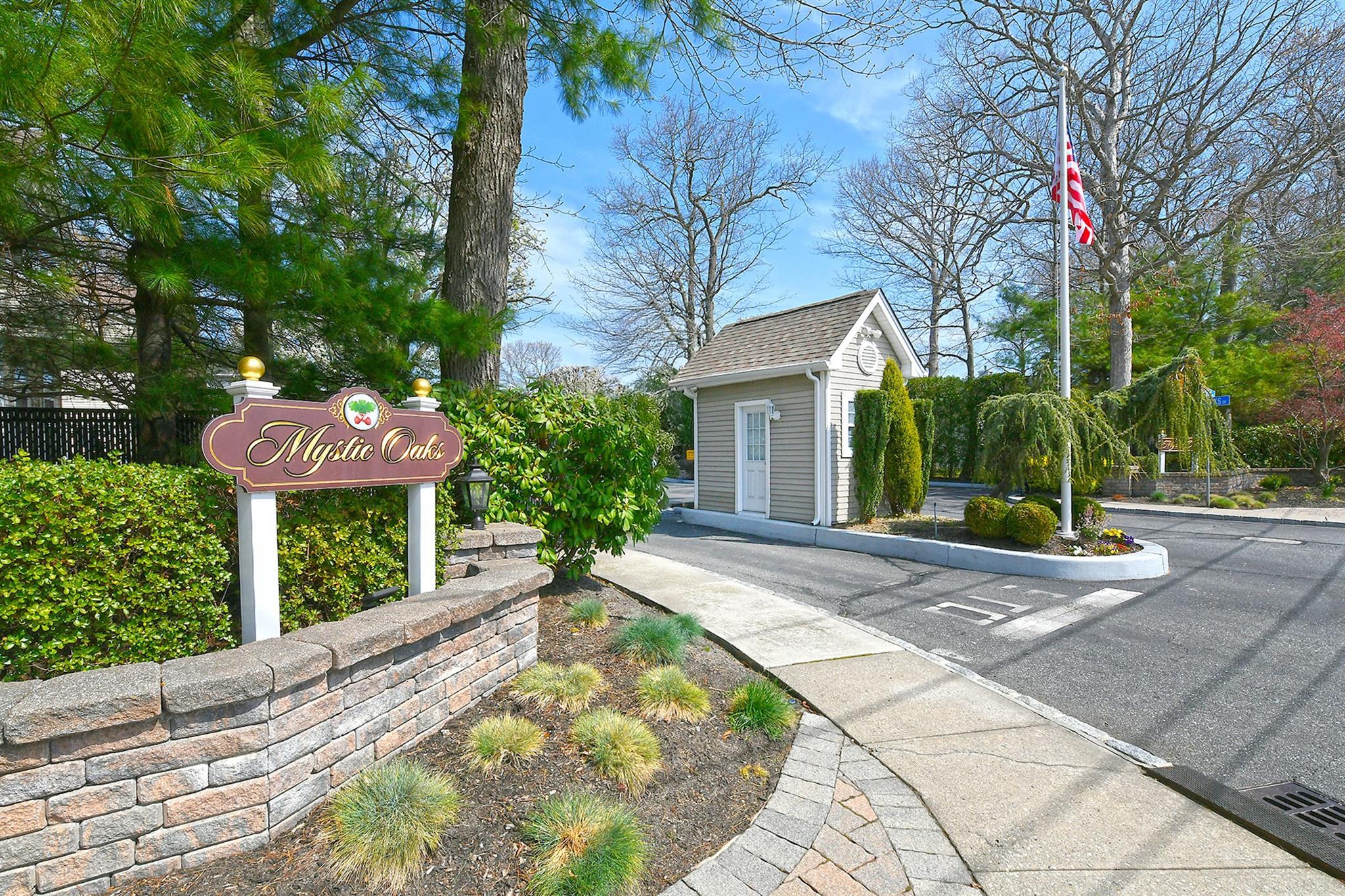 Single Family Pleasant  Suffolk County, NY 11706, MLS-851335-26