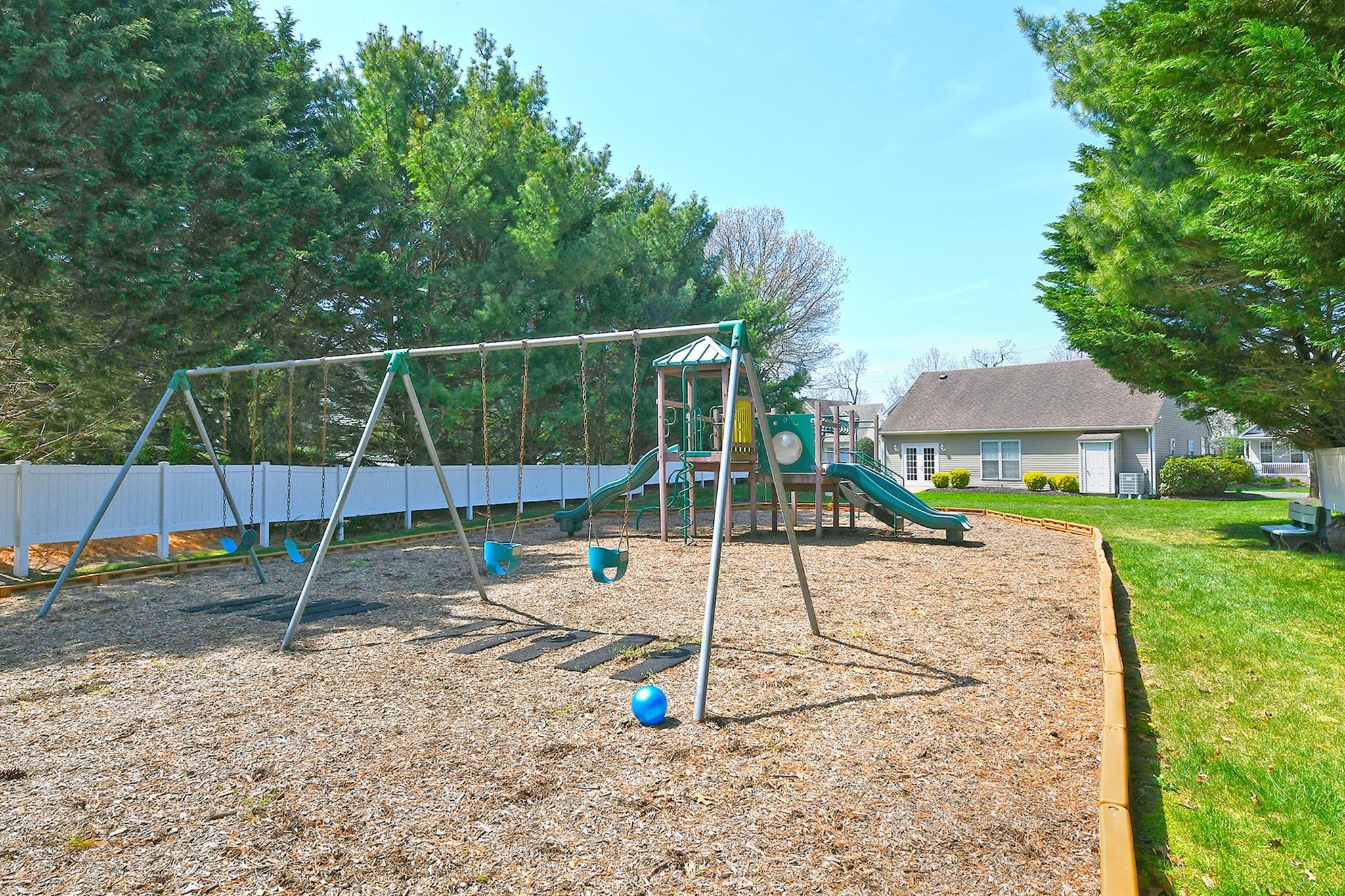 Single Family Pleasant  Suffolk County, NY 11706, MLS-851335-28