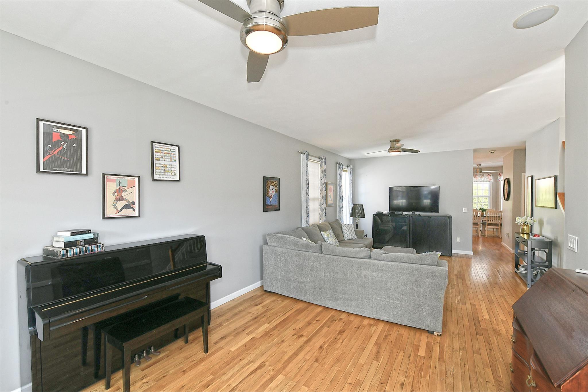 Single Family Pleasant  Suffolk County, NY 11706, MLS-851335-6