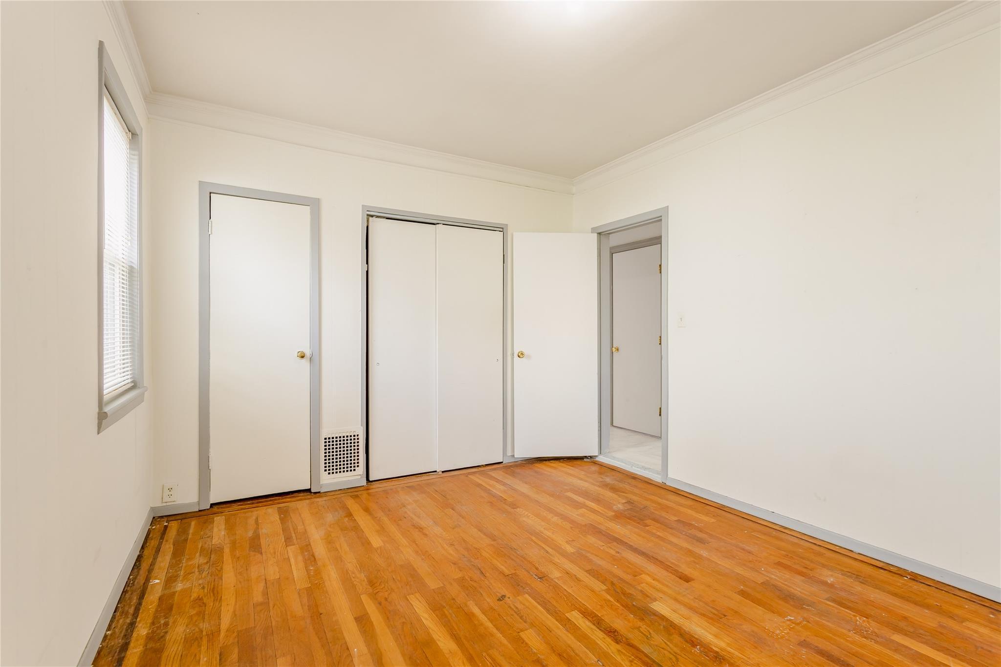Single Family 208  Queens, NY 11361, MLS-851345-10