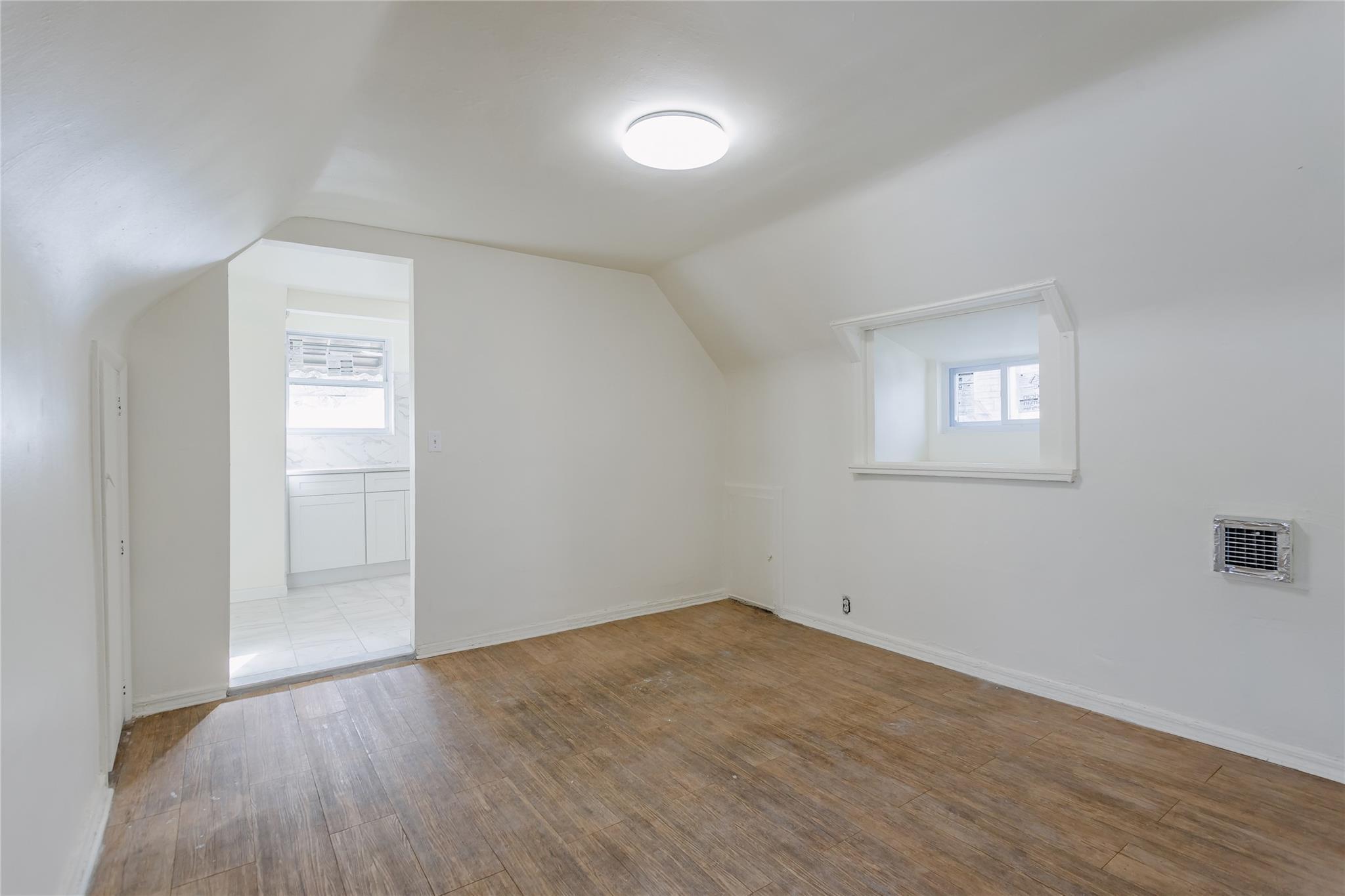Single Family 208  Queens, NY 11361, MLS-851345-16