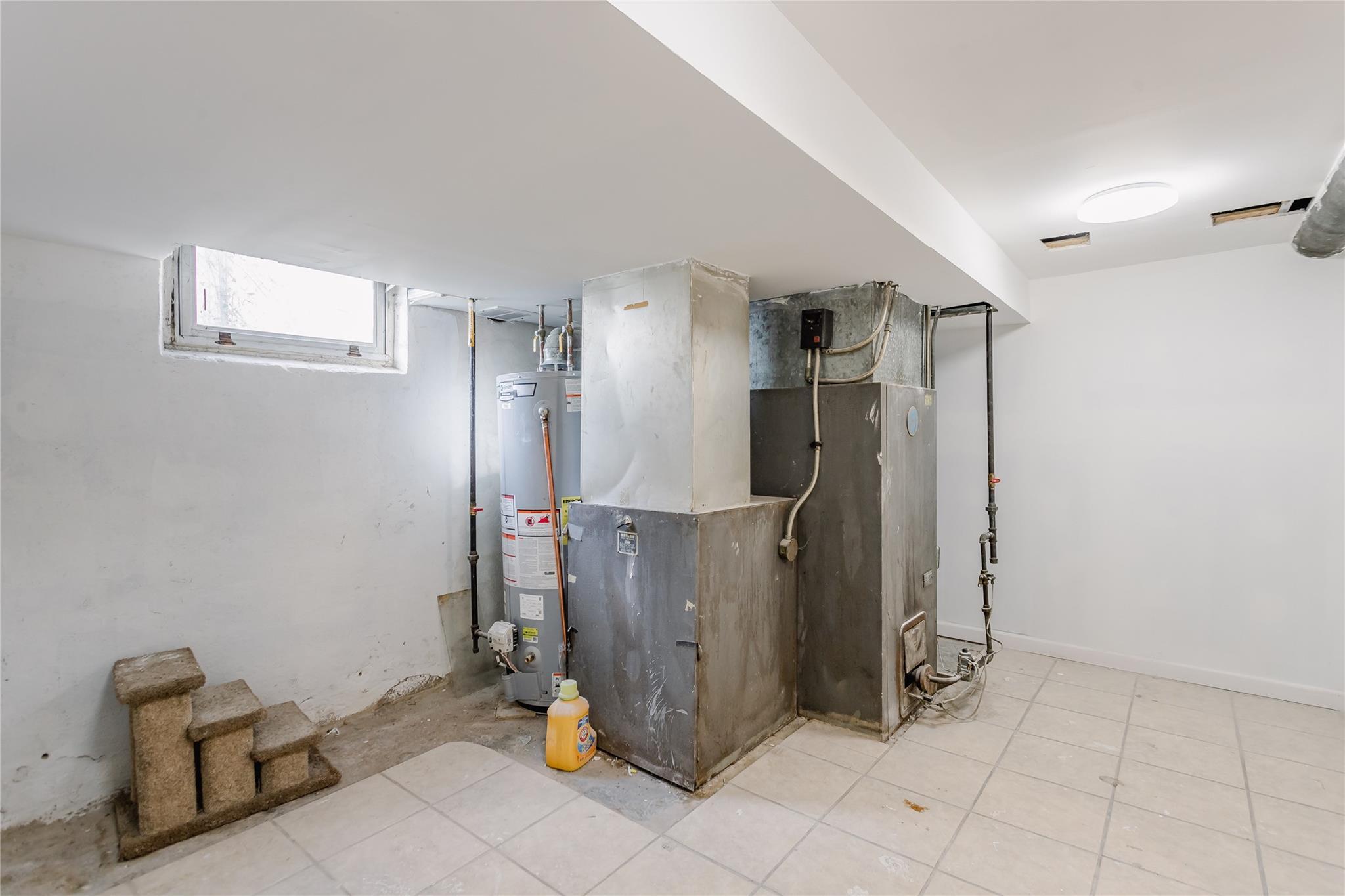 Single Family 208  Queens, NY 11361, MLS-851345-21