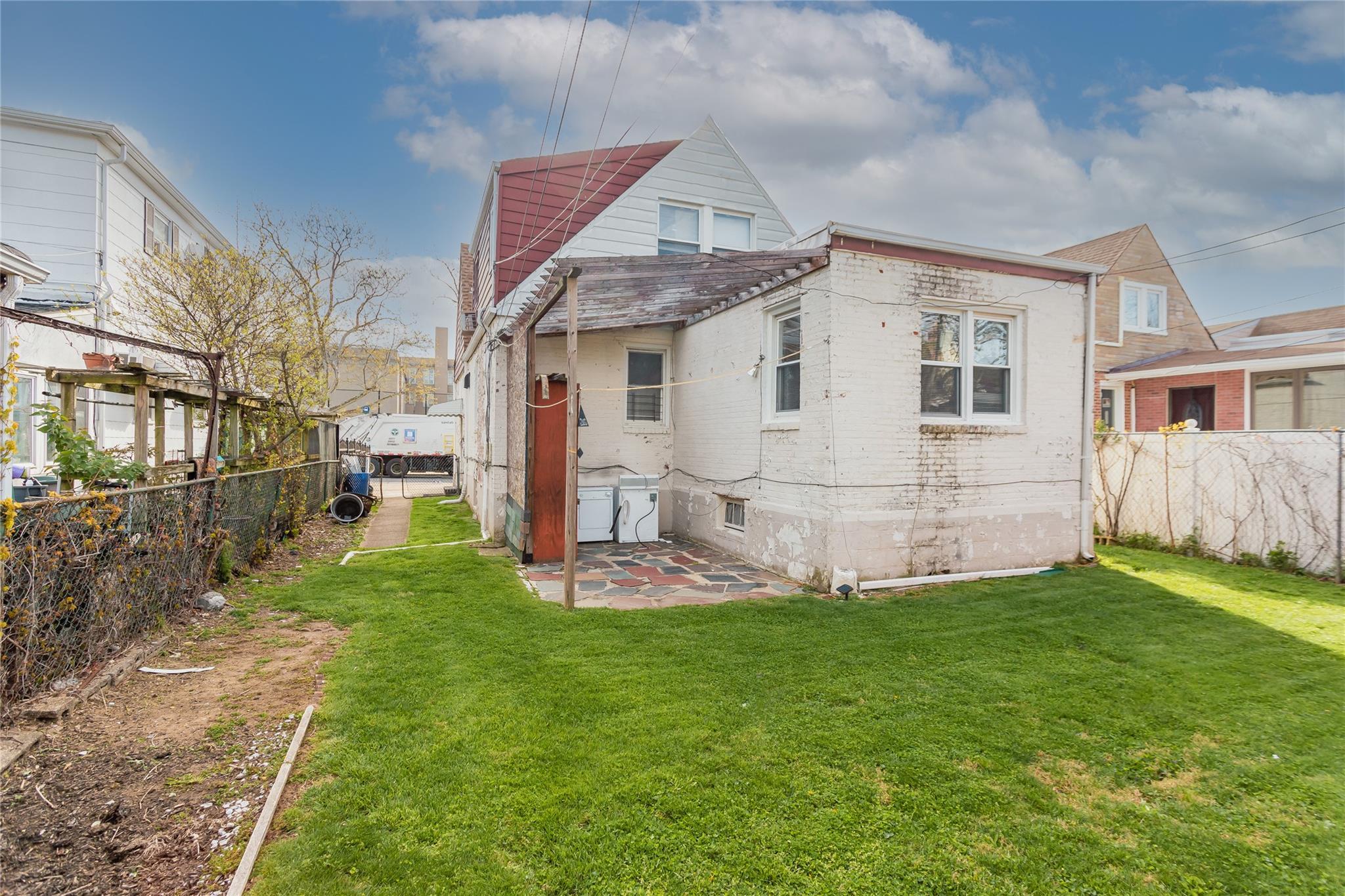 Single Family 208  Queens, NY 11361, MLS-851345-23