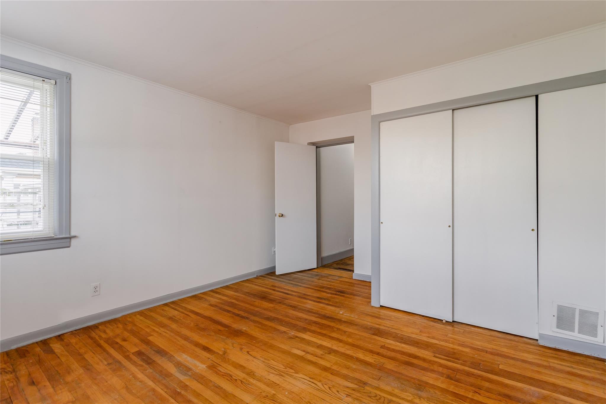Single Family 208  Queens, NY 11361, MLS-851345-7
