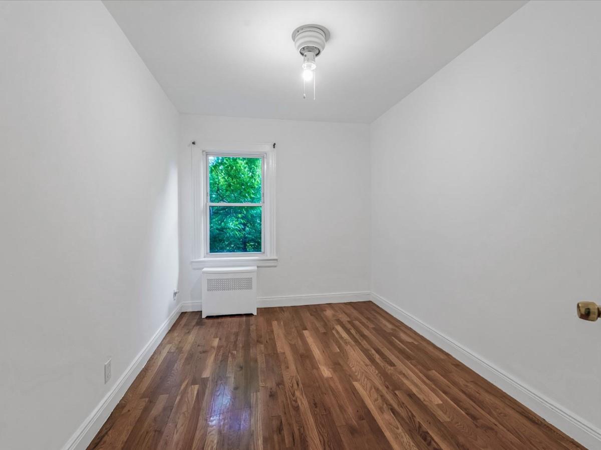 Single Family Sayres  Queens, NY 11433, MLS-851346-16
