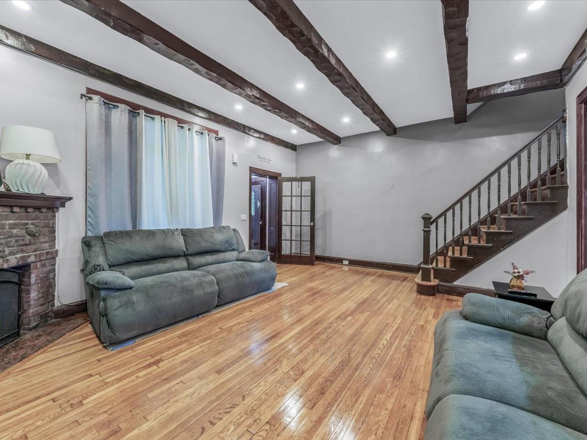 Single Family Sayres  Queens, NY 11433, MLS-851346-4