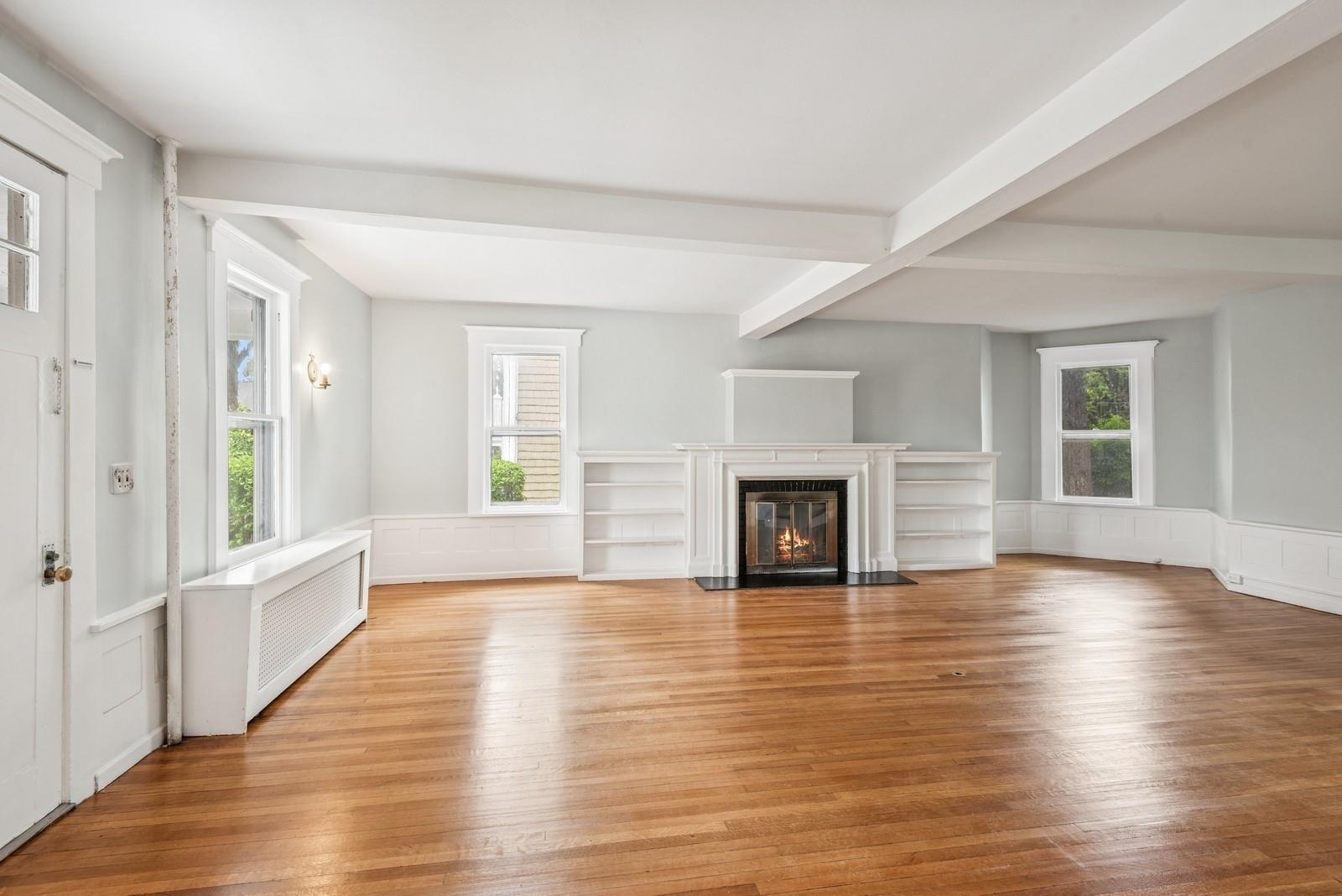 Single Family Roxbury  Nassau County, NY 11530, MLS-851348-10