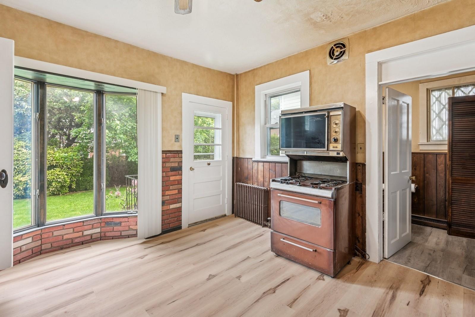 Single Family Roxbury  Nassau County, NY 11530, MLS-851348-13