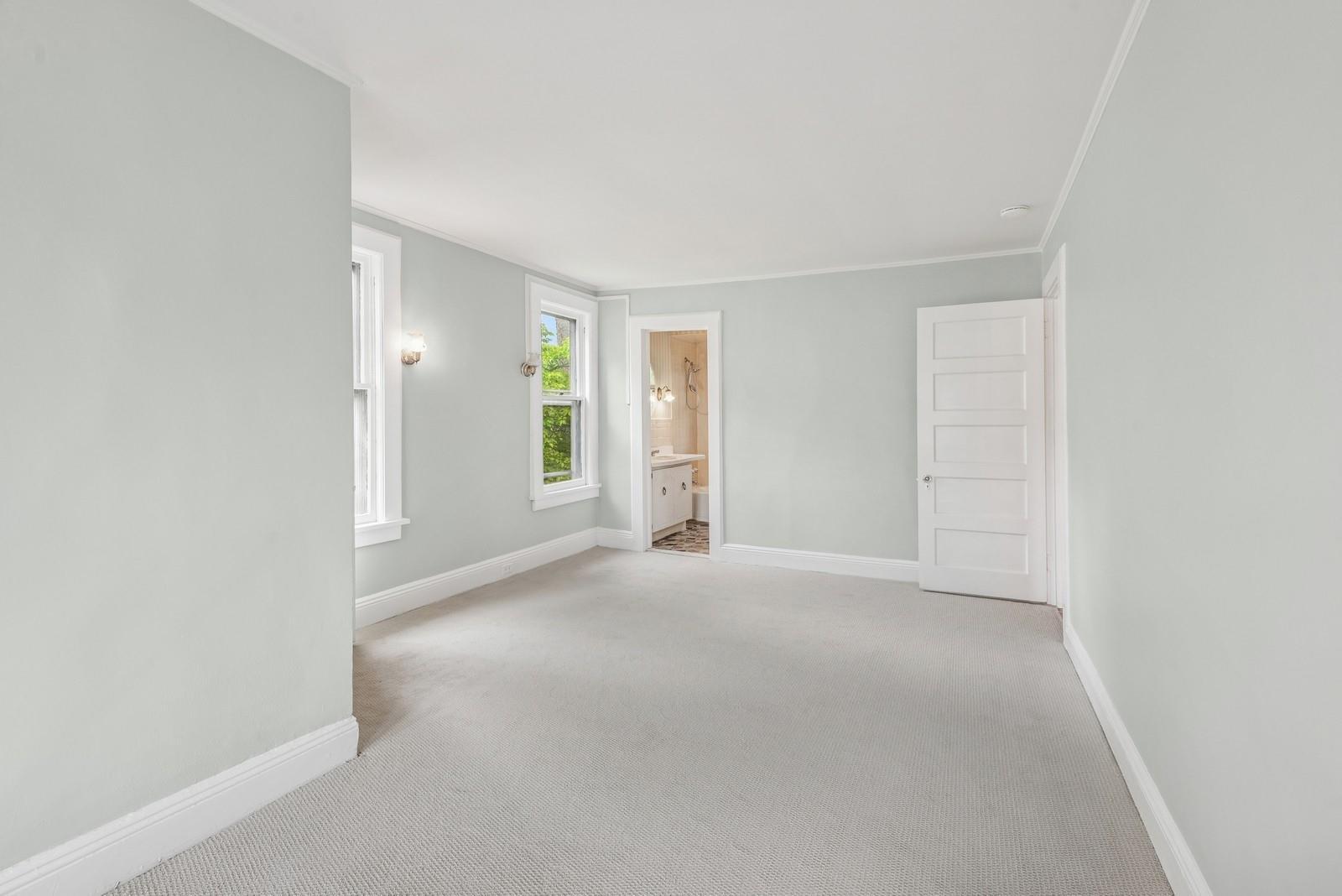 Single Family Roxbury  Nassau County, NY 11530, MLS-851348-24
