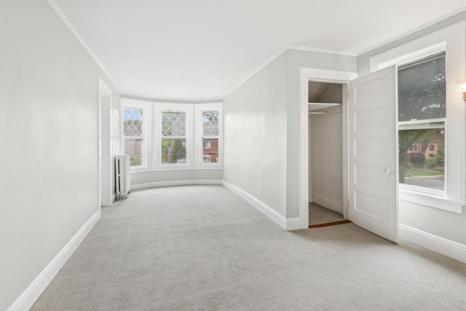 Single Family Roxbury  Nassau County, NY 11530, MLS-851348-25