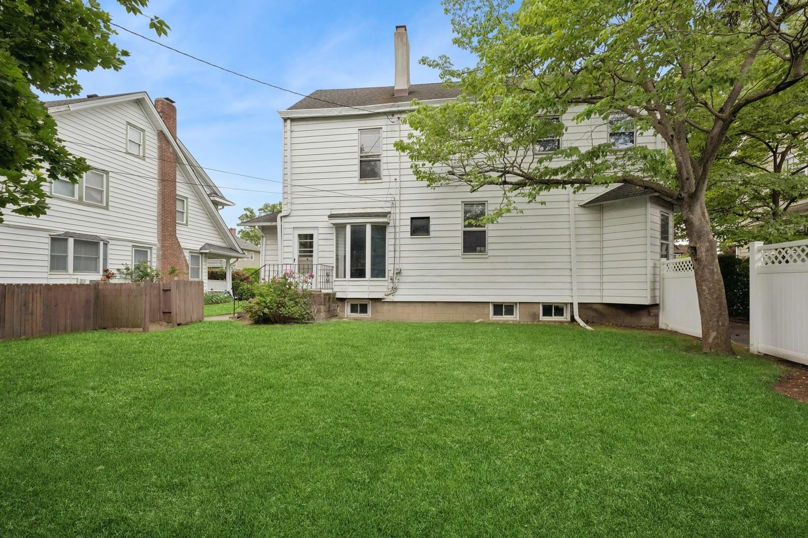 Single Family Roxbury  Nassau County, NY 11530, MLS-851348-31