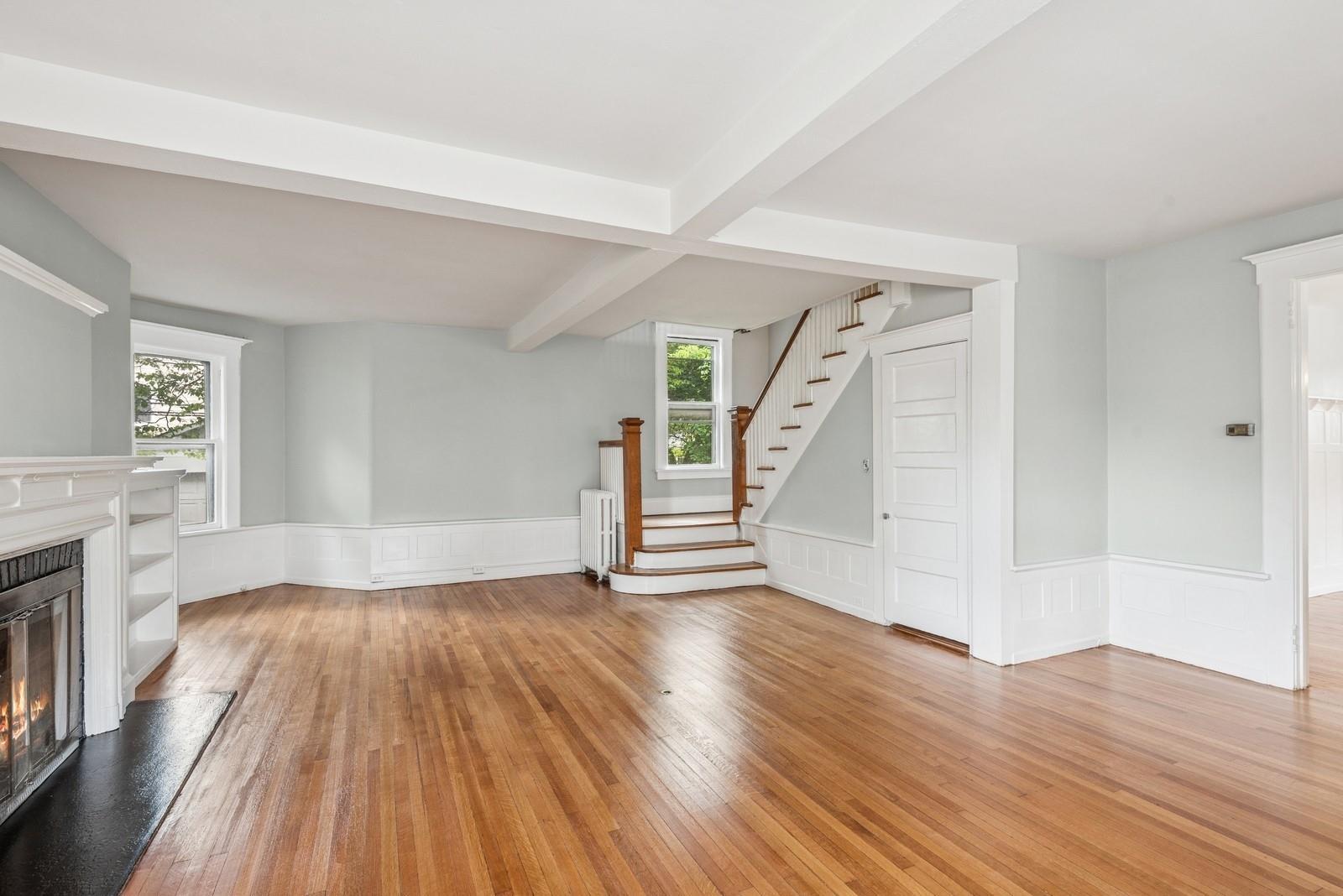 Single Family Roxbury  Nassau County, NY 11530, MLS-851348-8